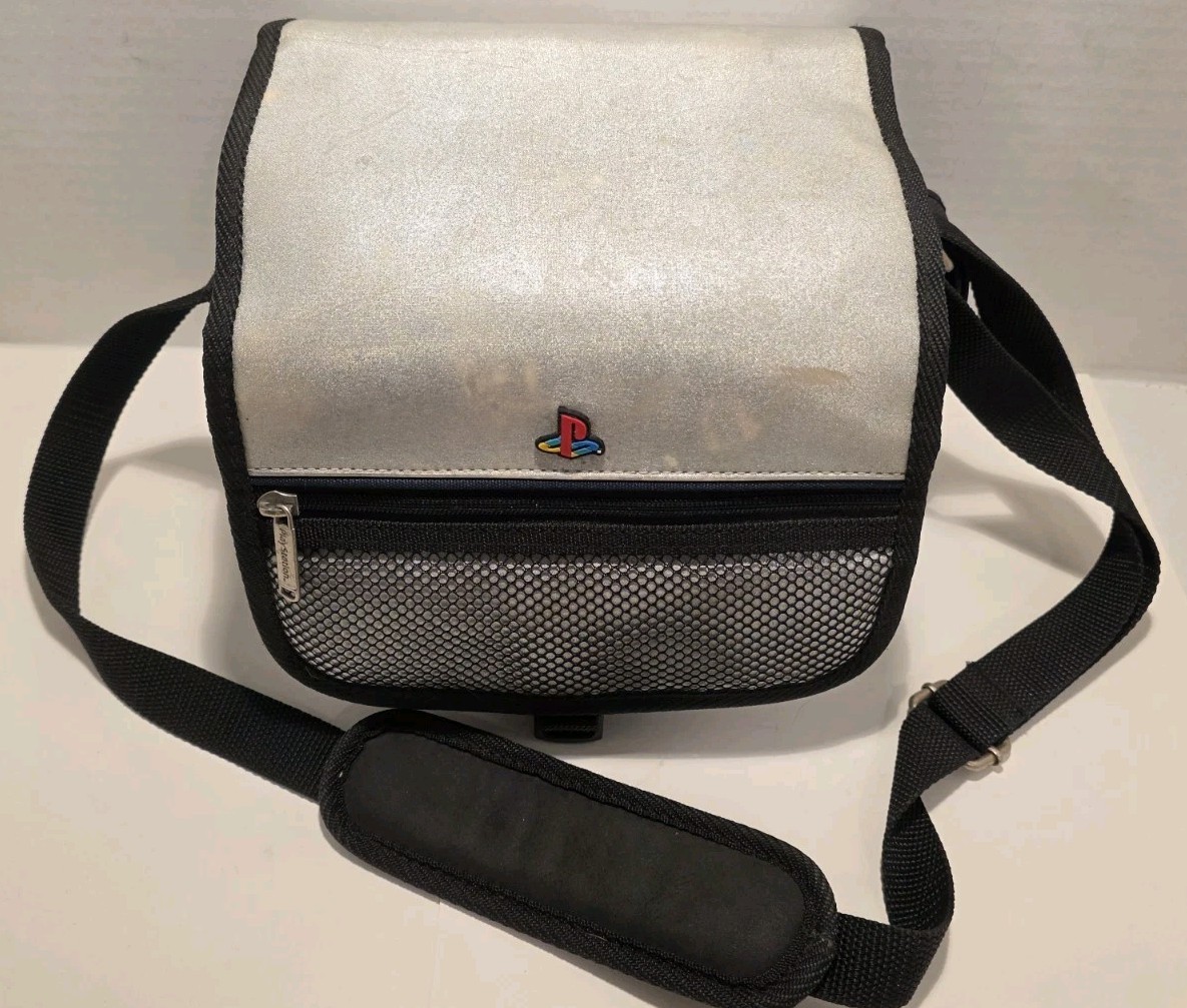 Sony Playstation PS One Console Carrying Bag 2 Controllers 2 Memory Cards