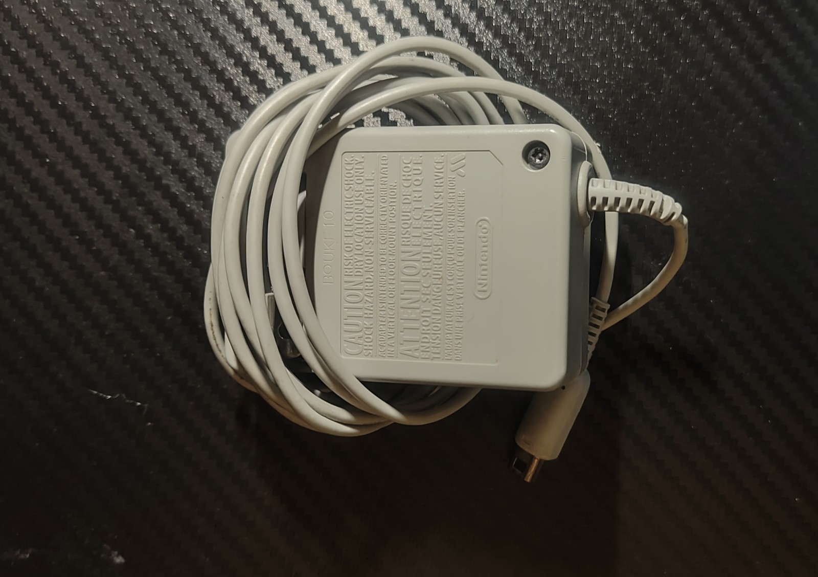 Nintendo Wii GameCube Compatible White – Contains Controller And AV out