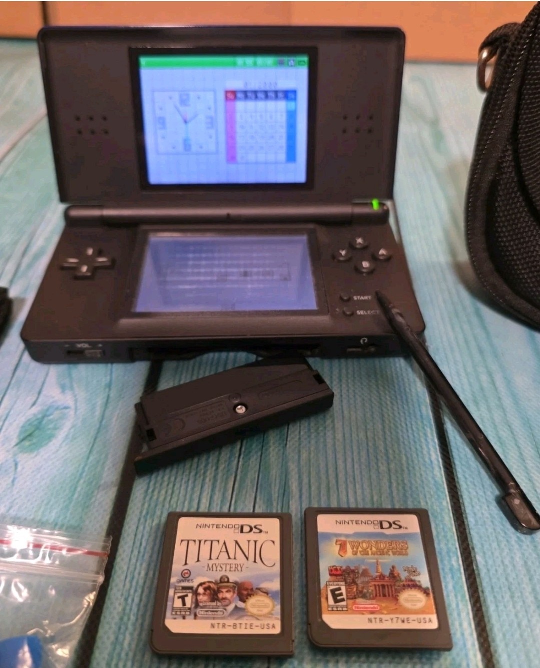 🔥Nintendo DSi Lite Blue Bundle – 4 Games & Travel Case, Charger🔥