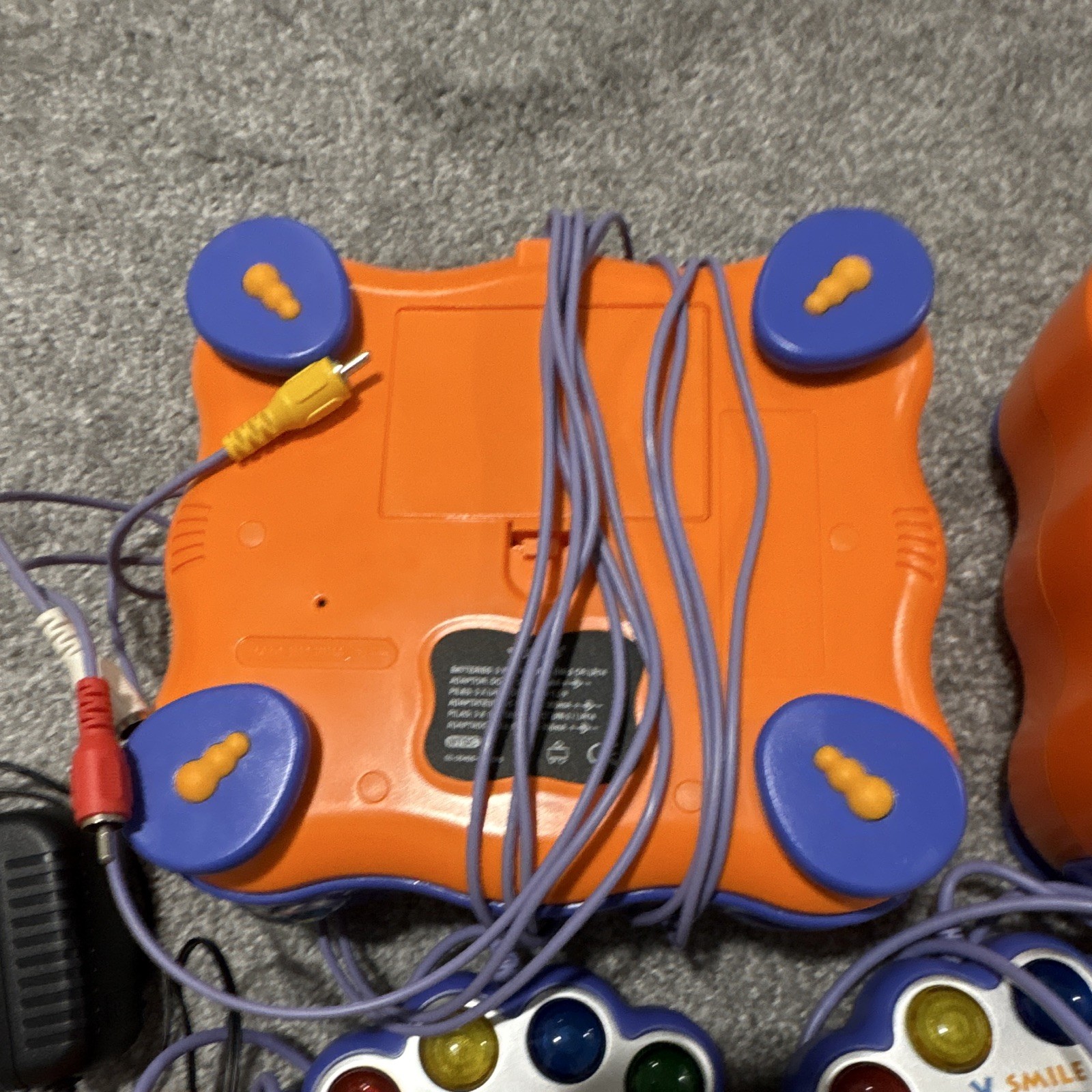 Vtec V. Smile 2 Controllers 2 Consoles 10 Games Charger Included
