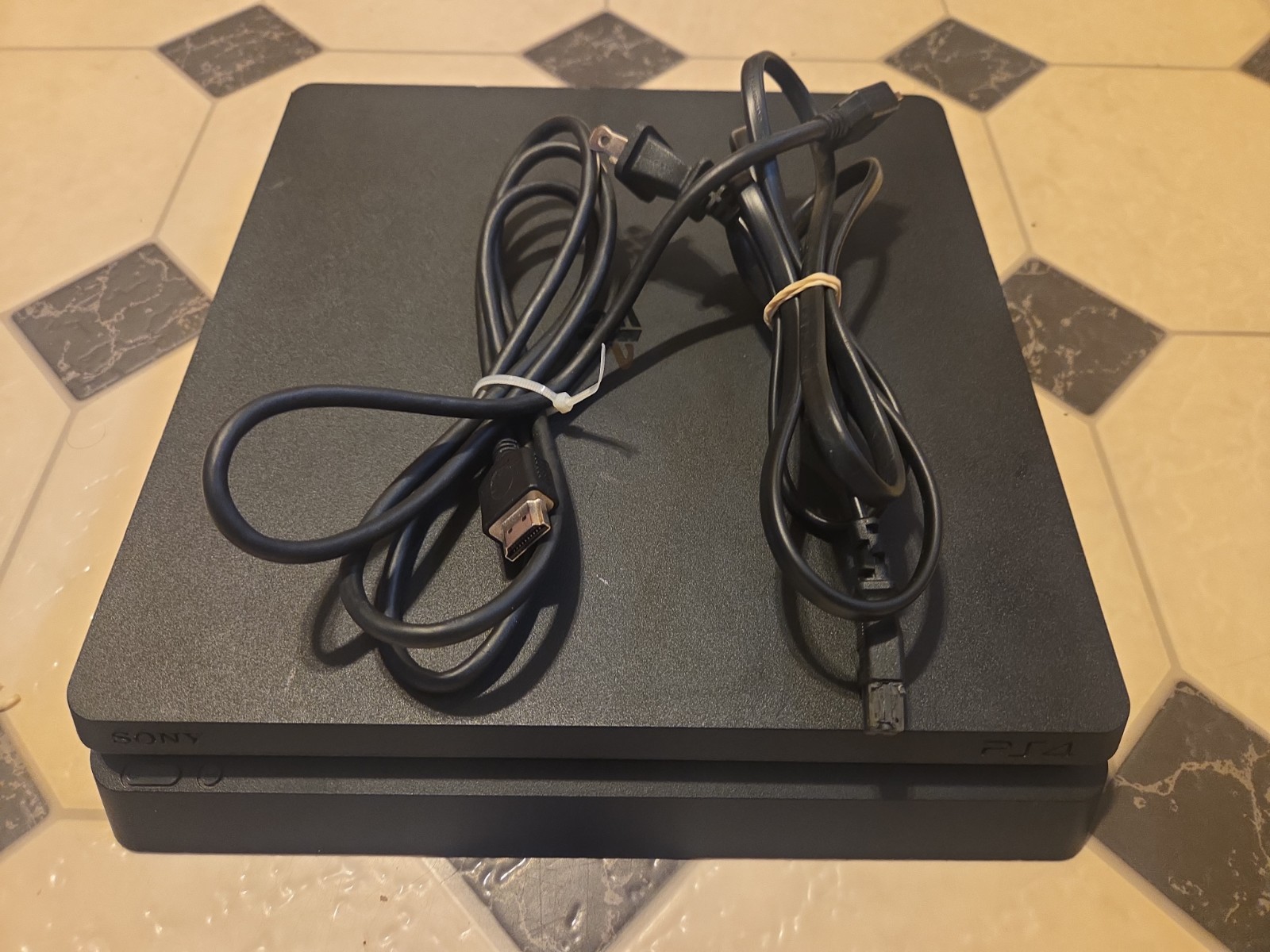 Sony PlayStation 4 Slim PS4 500GB Black Console Gaming System W/Cords CUH-2015A