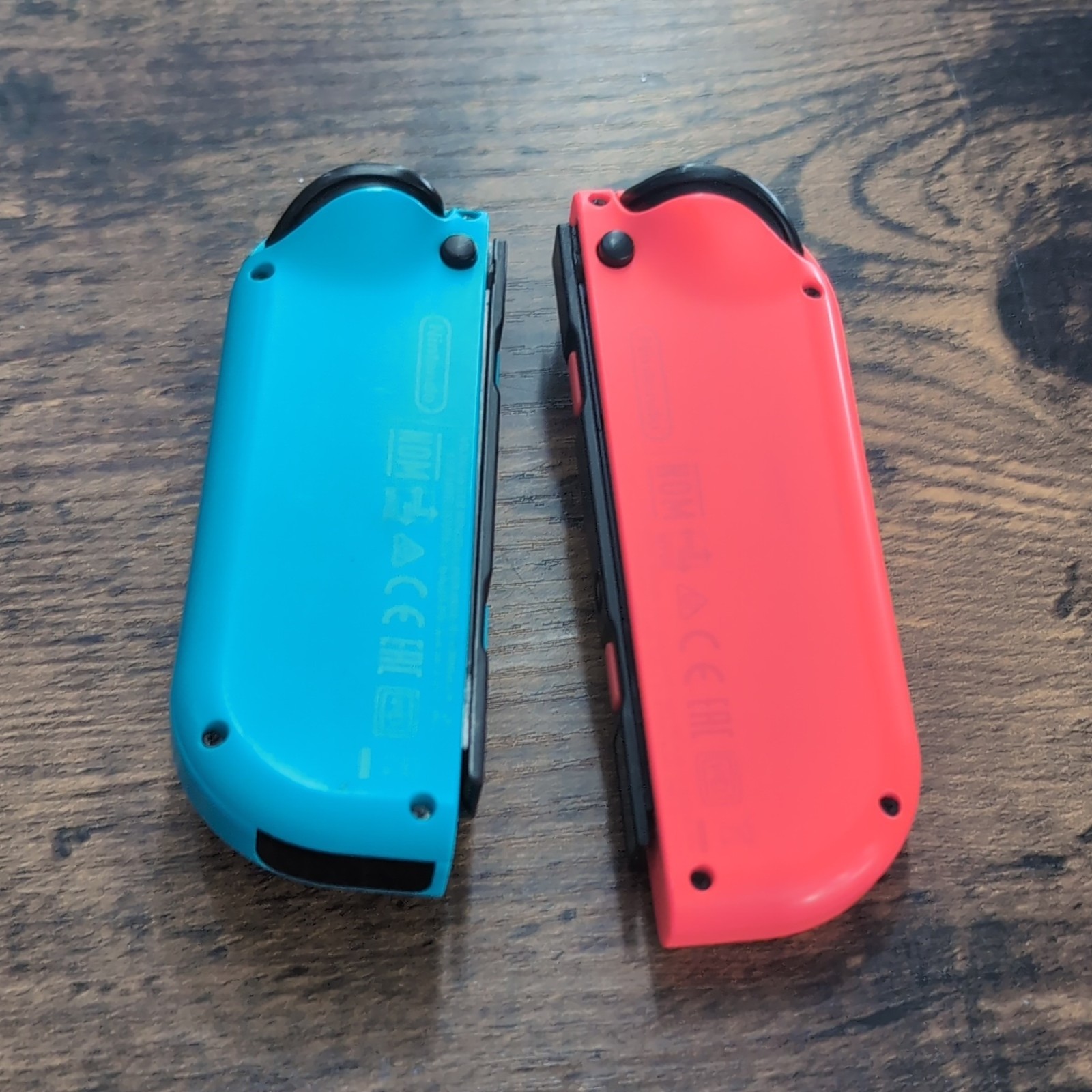 Nintendo Switch Console V2 — Hall-Effect Joy-Cons, No Drift — Tested