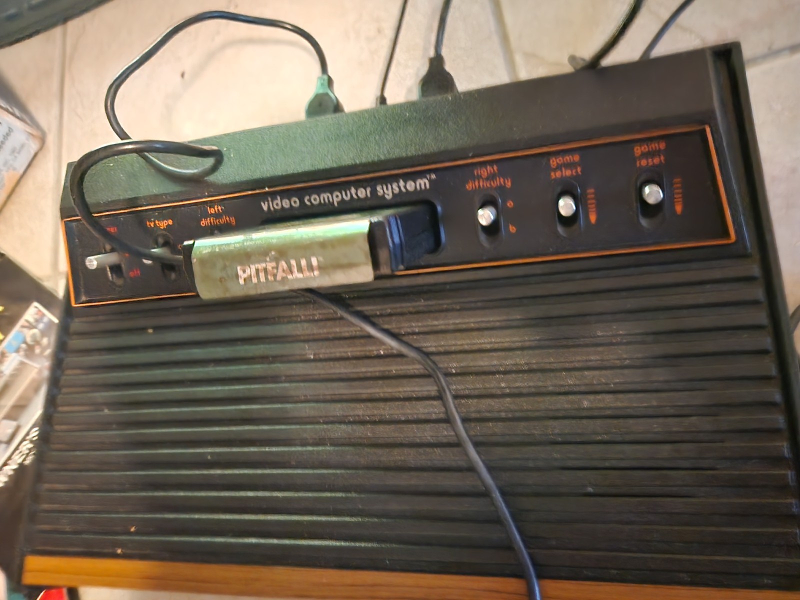 Vintage Atari 2600 Video Computer System Console CX-2600 Box 2 Joysticks Paddles