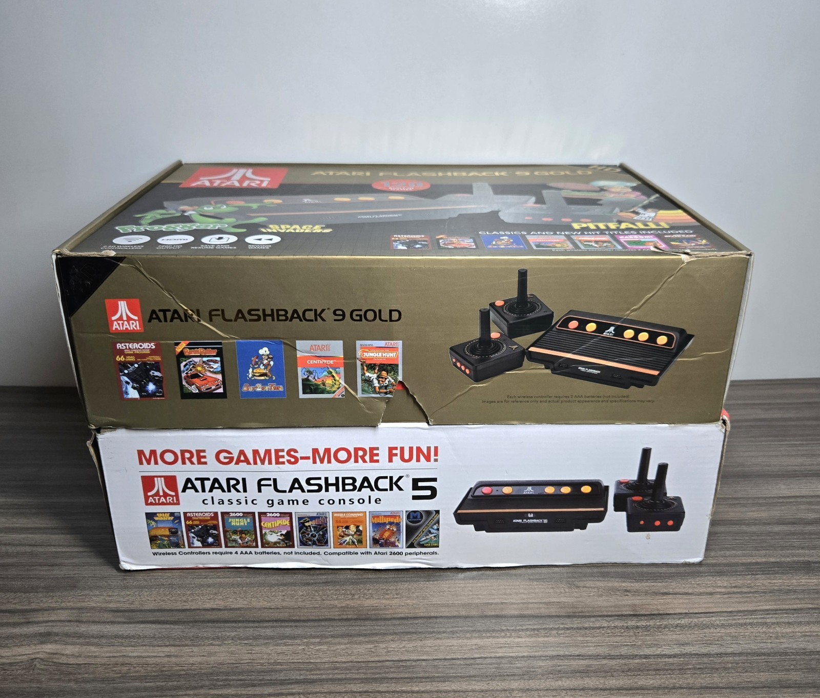 Atari Flashback 9 Gold Console with 120 Built-in Games + Flashback 5 (Read)