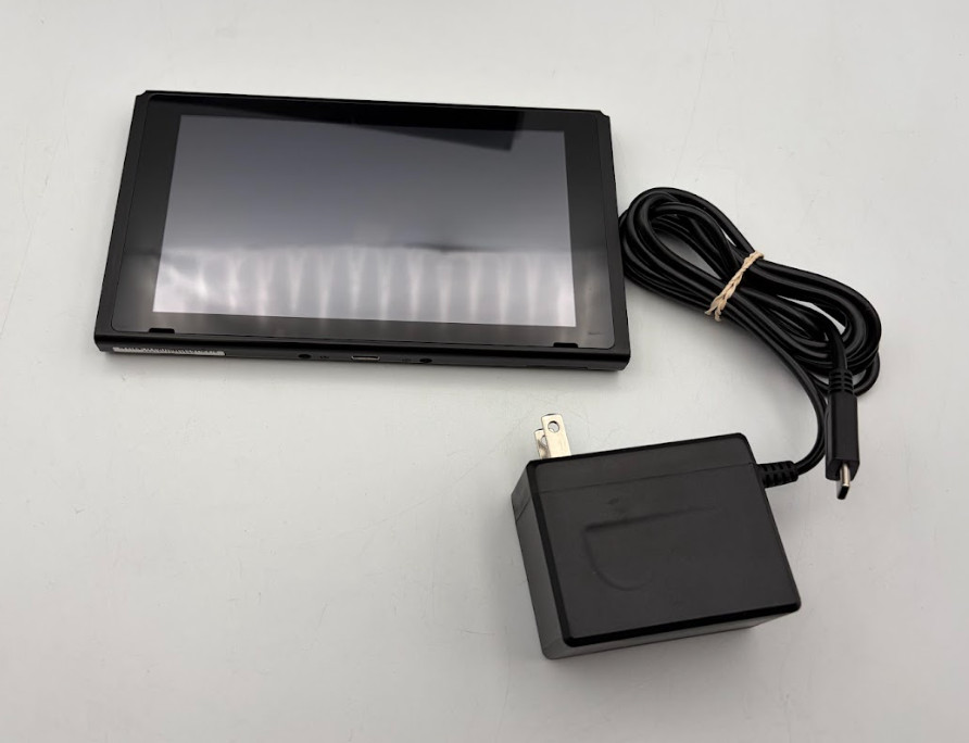 Nintendo Switch [Gen 1] 32GB – Tablet ONLY [SEE PHOTOS]