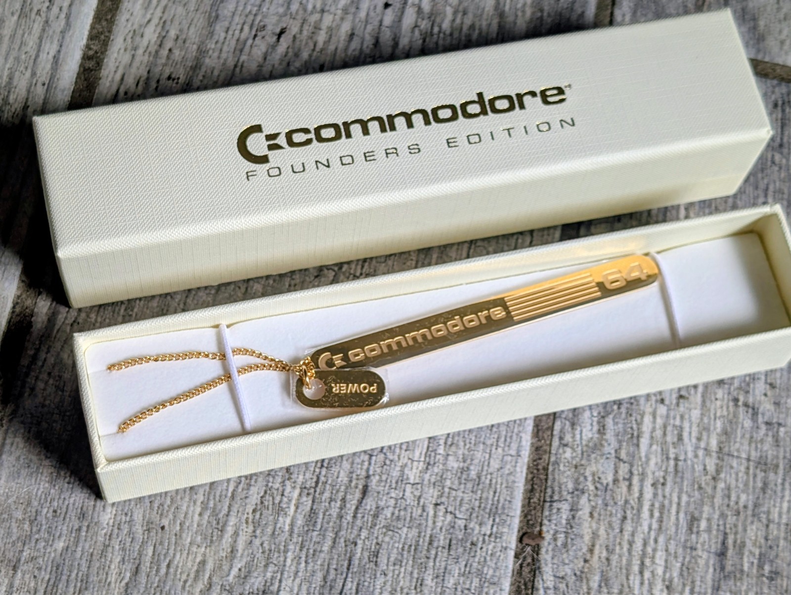 COMMODORE 64 ULTIMATE: Founder’s Edition – Brand New! Complete Bundle!