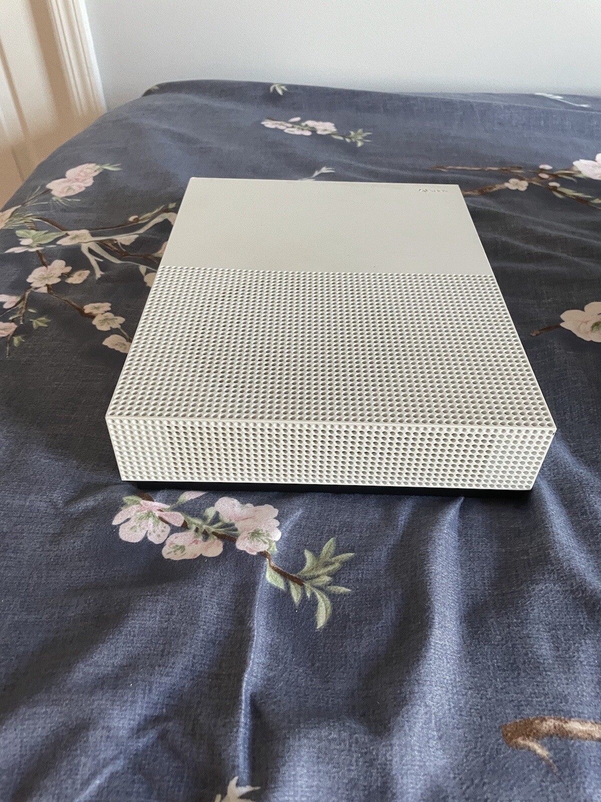 Microsoft Xbox One S All-Digital Edition 1TB White Console