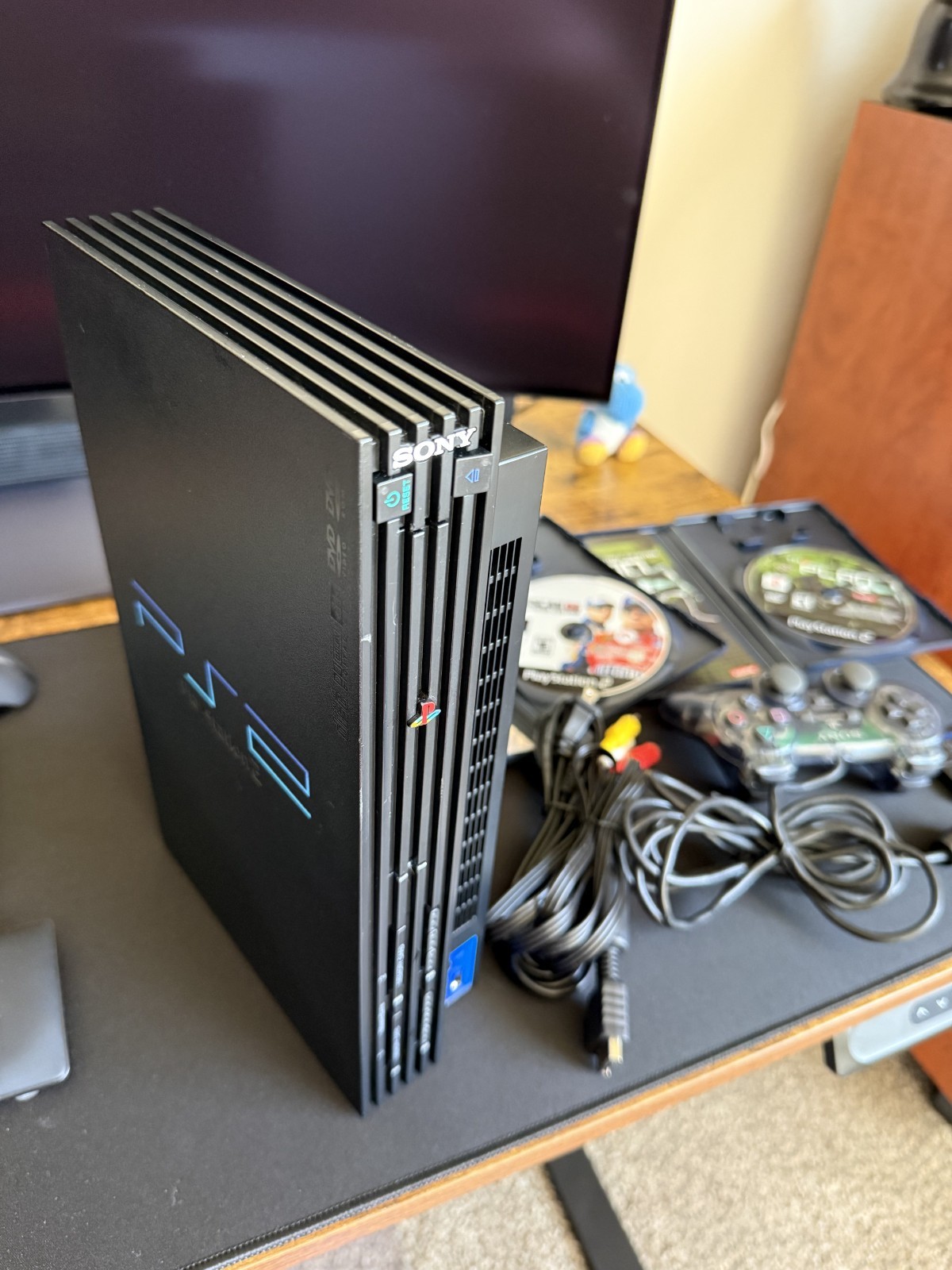 PlayStation 2 Console Bundle(SCPH-30001R)w/ 2Games, Contrlr, 8MB MC, All Tested!