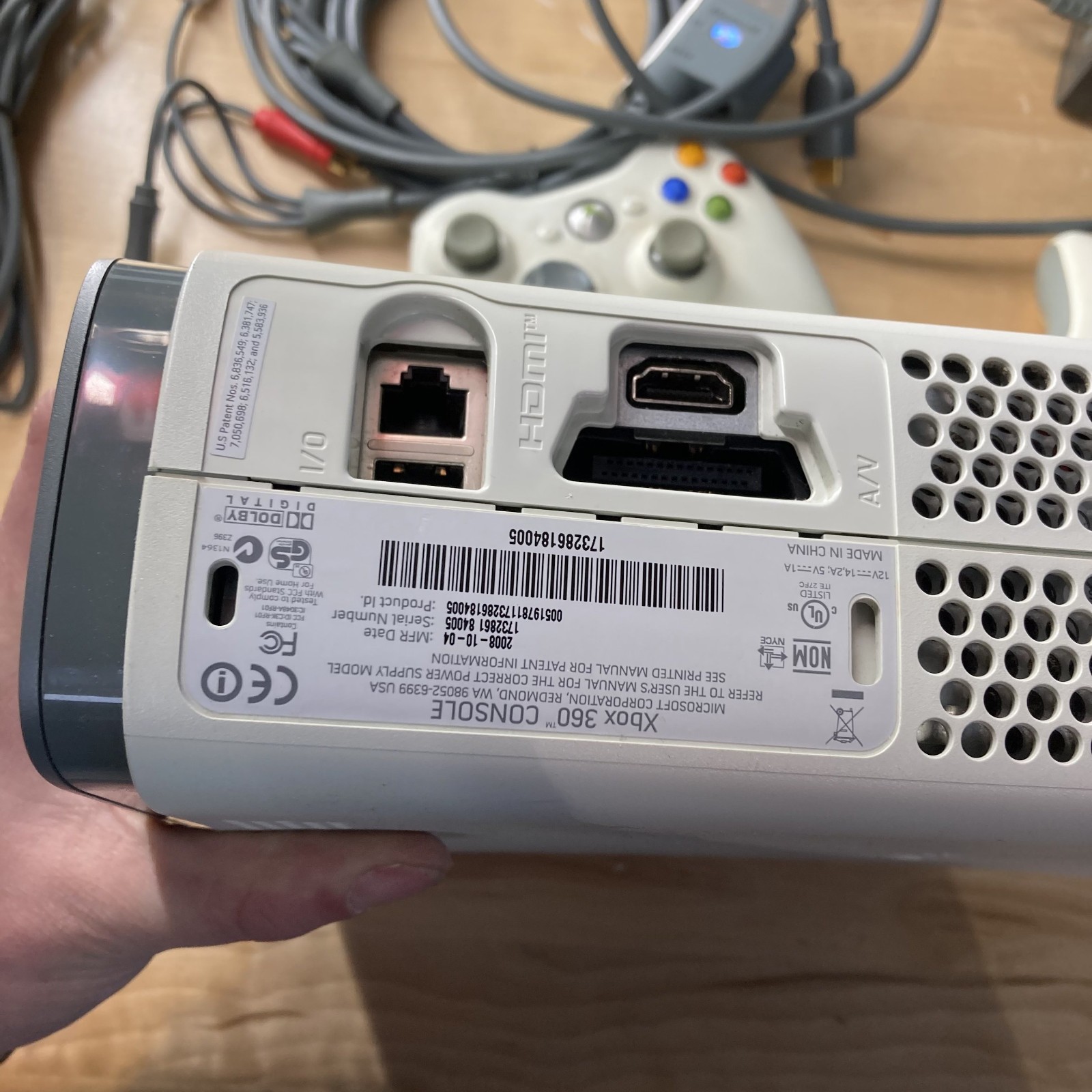 Microsoft Xbox 360 Console 2x Controllers Cords Kinect