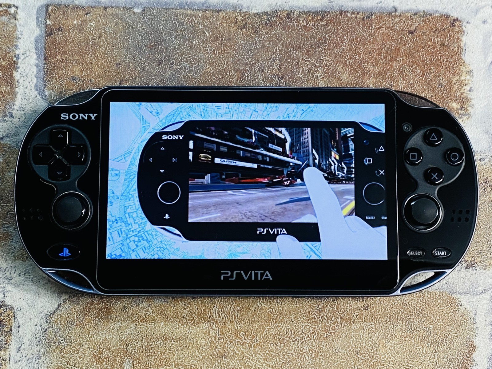 PS Vita PCH-1100 Crystal Black SONY Playstation 8GB Charger Mobile Case Ex DDP