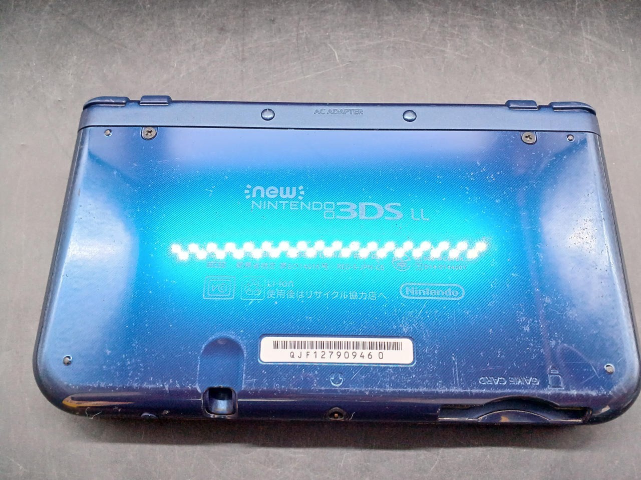 New Nintendo 3DS XL (LL) RED-001 with Charger Included Retro Gaming A2542