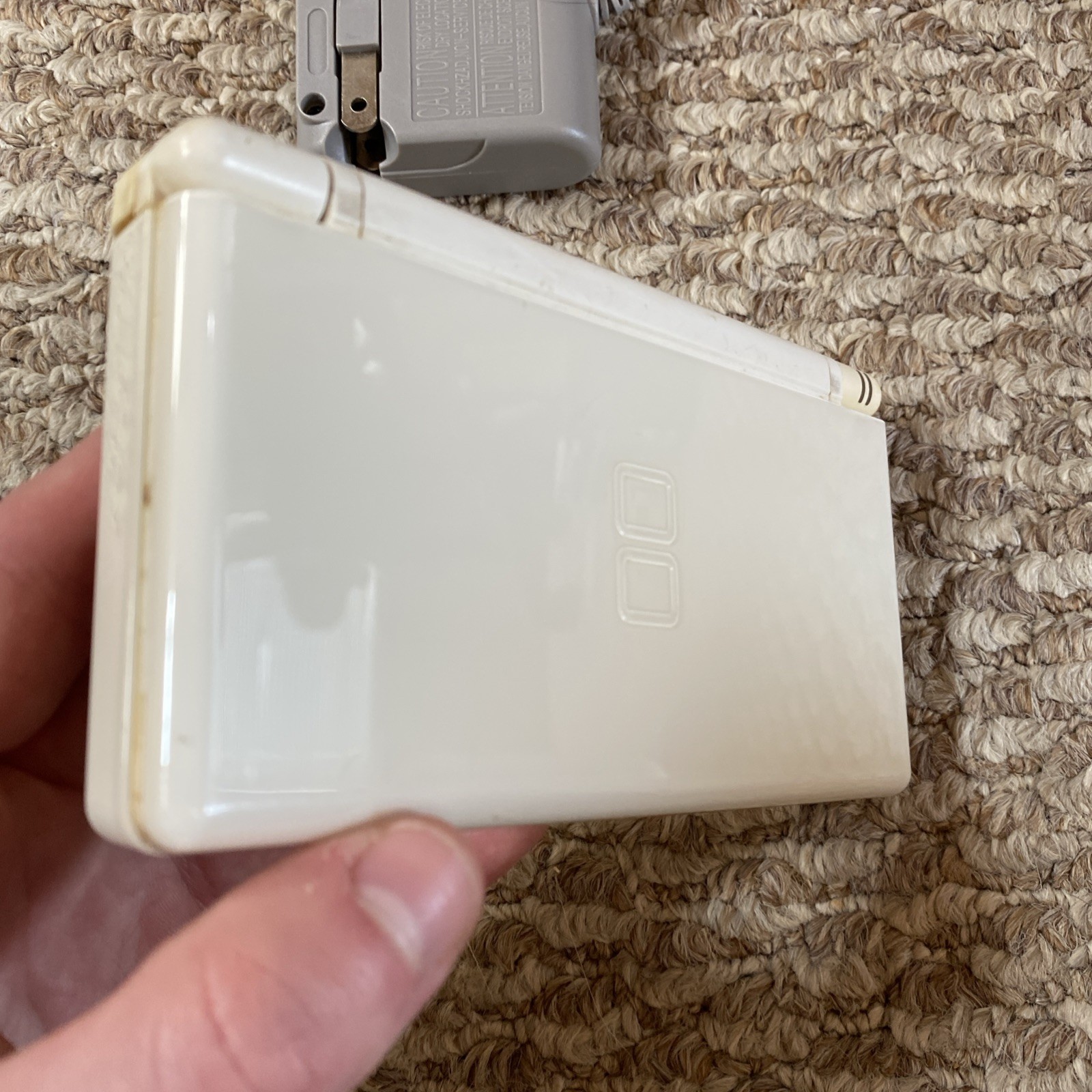 Nintendo DS Lite (USG-001) Handheld – White Charger