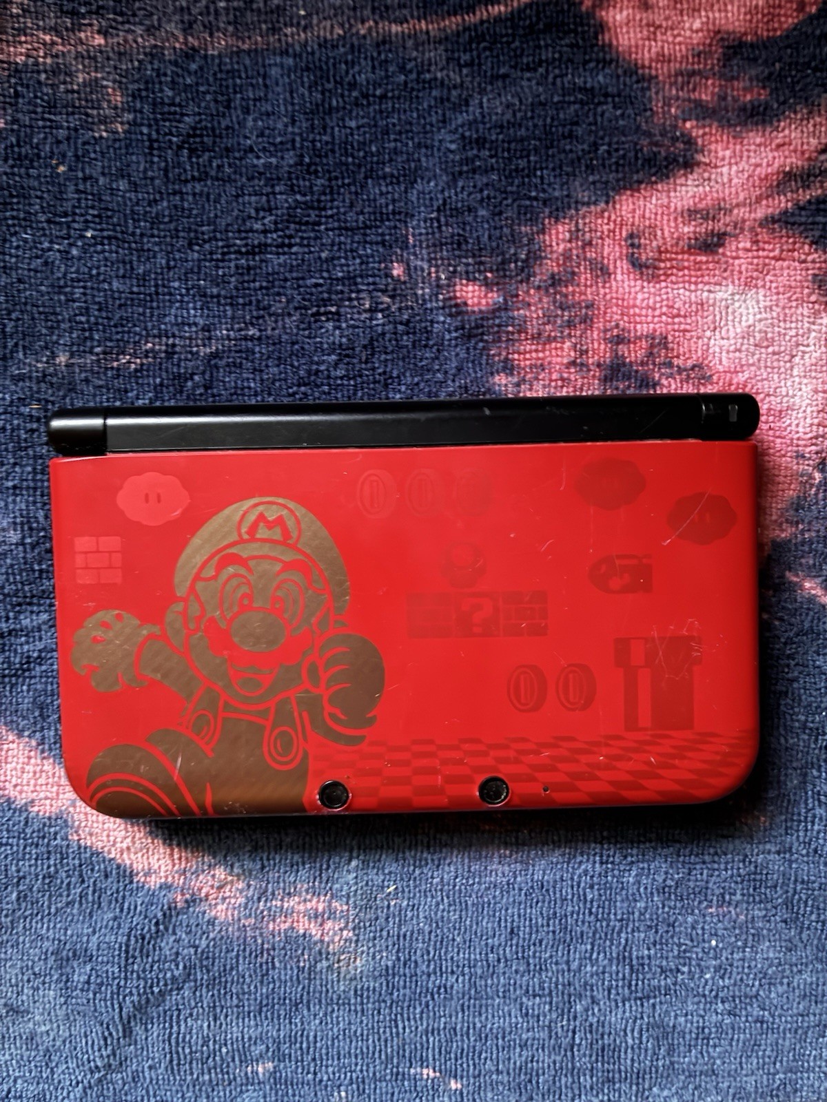 Nintendo 3DS XL Limited Edition 1GB Red Handheld System