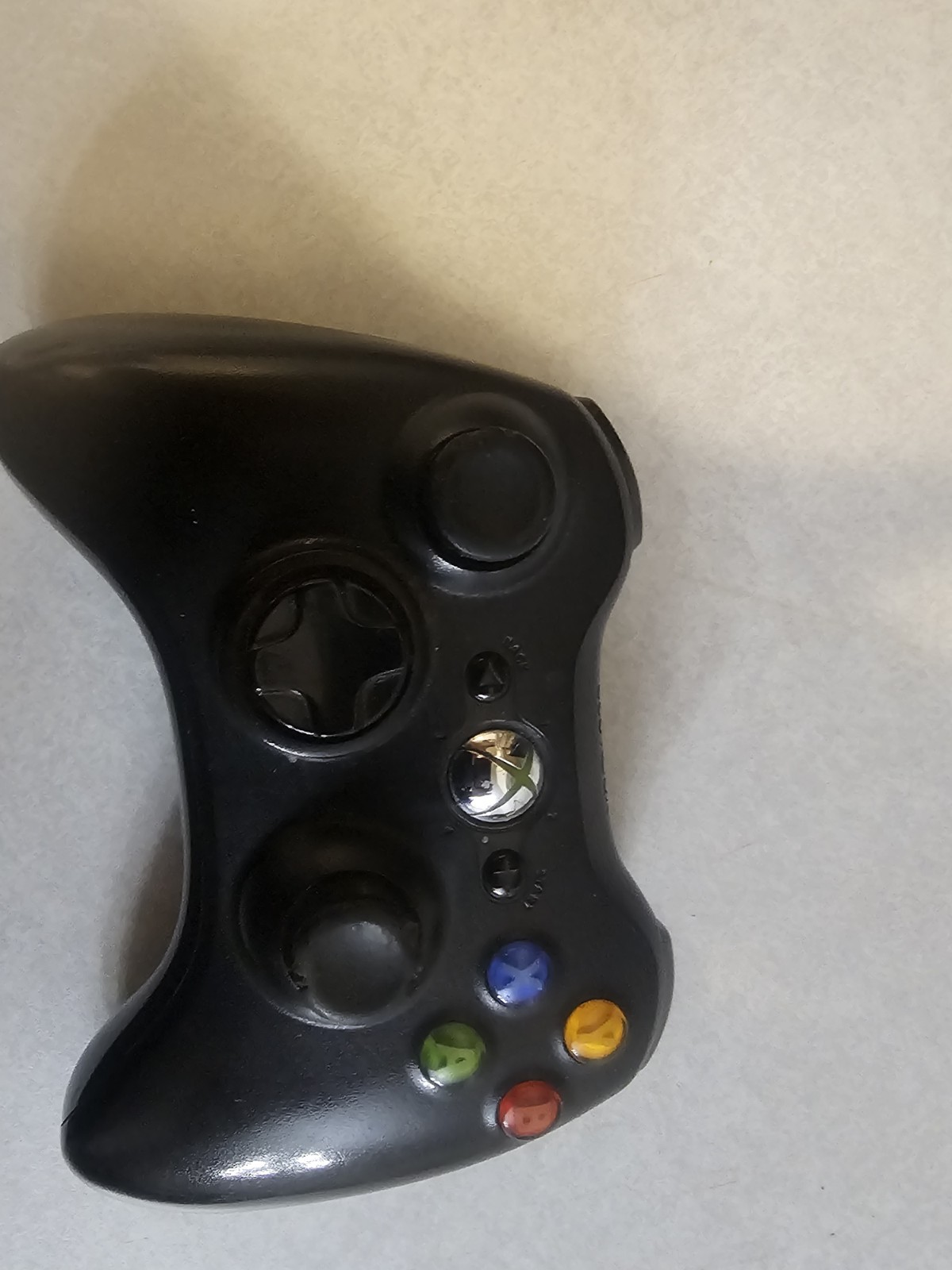 Microsoft Xbox 360 E Slim Model 1538 Black Console One Game