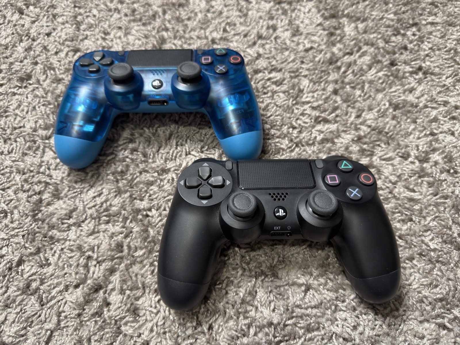 Sony PS4 Slim Black 500GB Console Bundle CUH-2015A w/ 2 Controllers & 7 Games