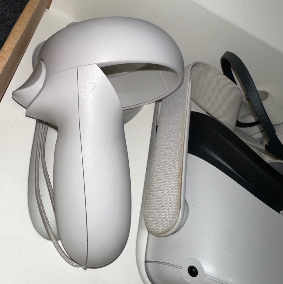 Meta Oculus Quest 2 All-in-One Wireless VR Headset