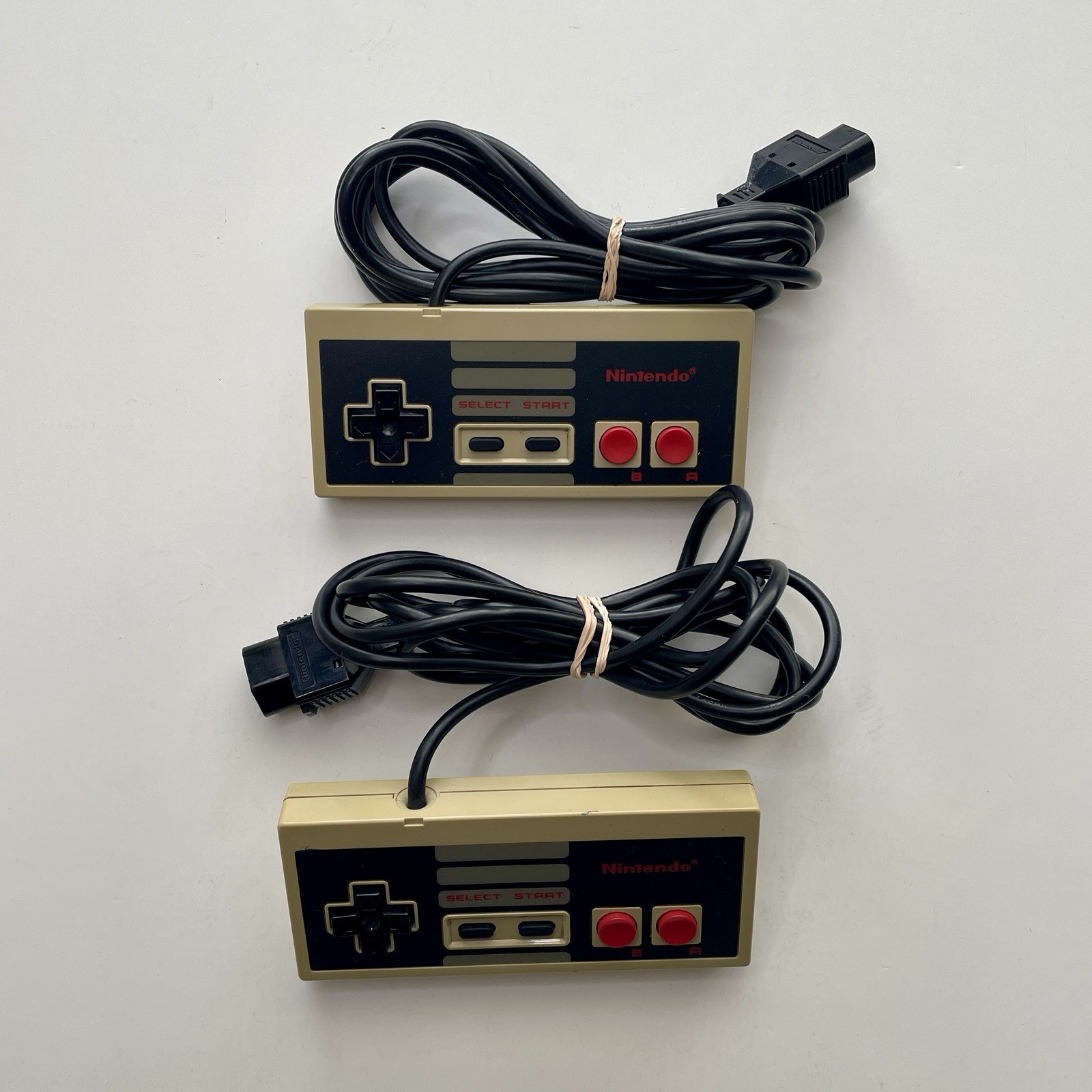 Nintendo NES Console Action Set 6 Game Bundle (1988) Complete Cleaned & Tested