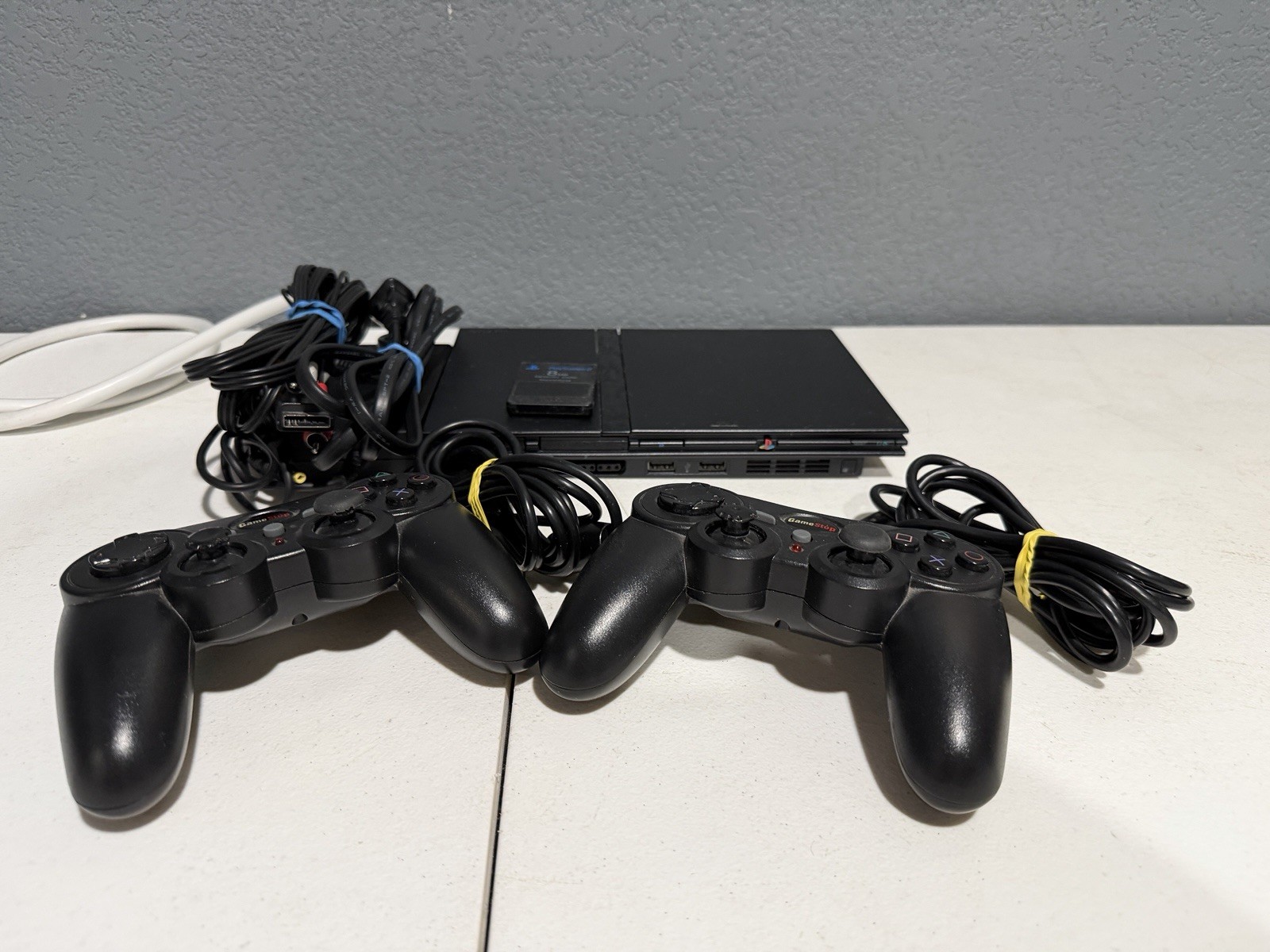 Sony PlayStation 2 Slim PS2 Black Console Gaming System 2 Controllers SCPH-70012
