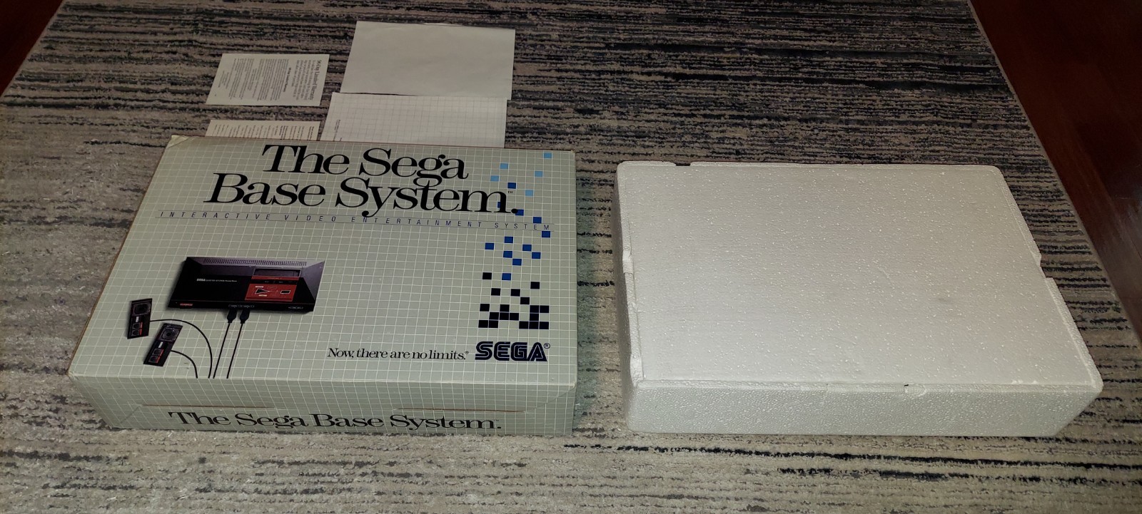 Base Sega Master System Console – Boxed – CIB – Inserts, Foam, Accessories