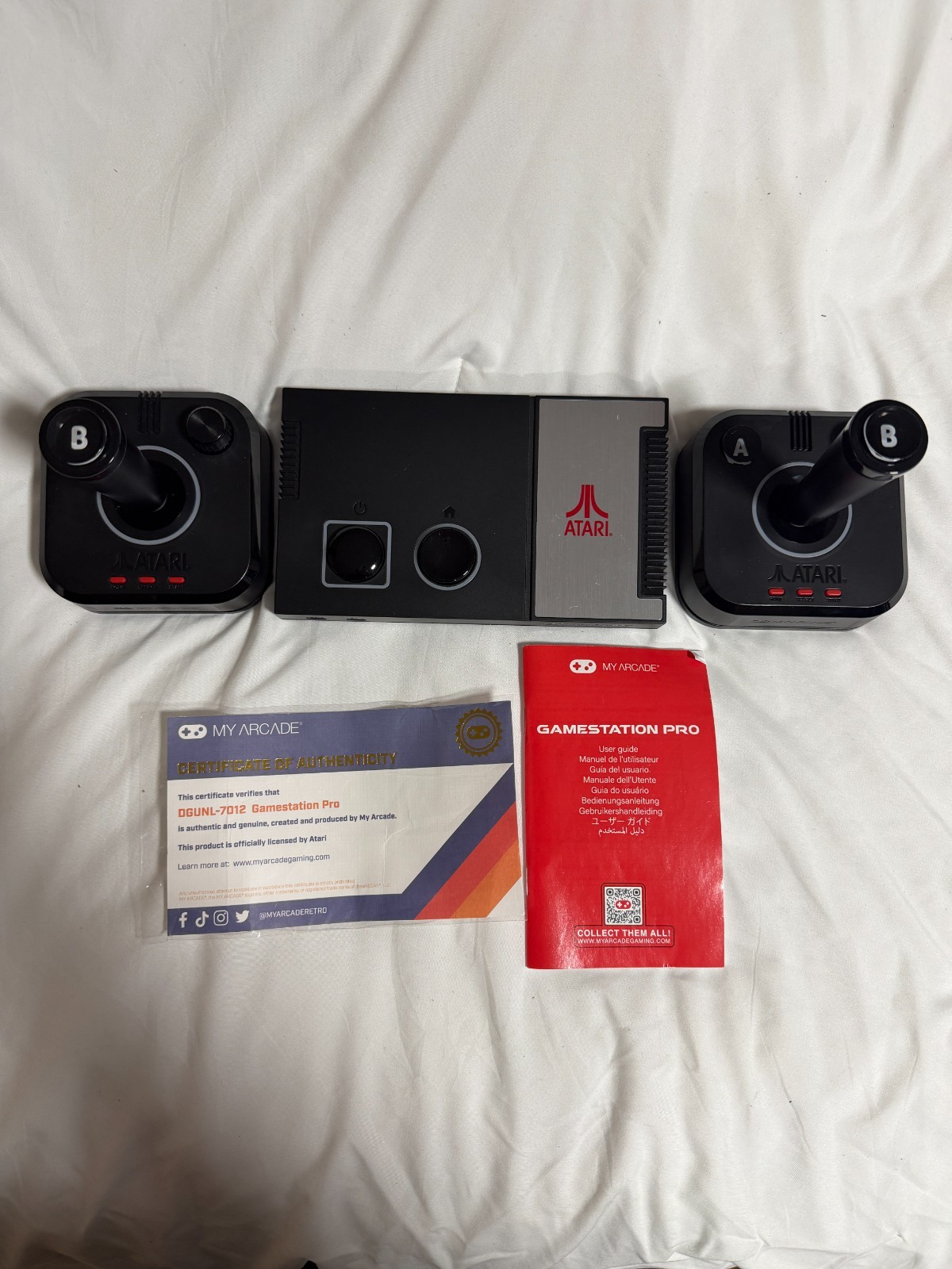 My Arcade Atari GameStation Pro HDMI Console Games 7000 – 2 Wireless Controllers