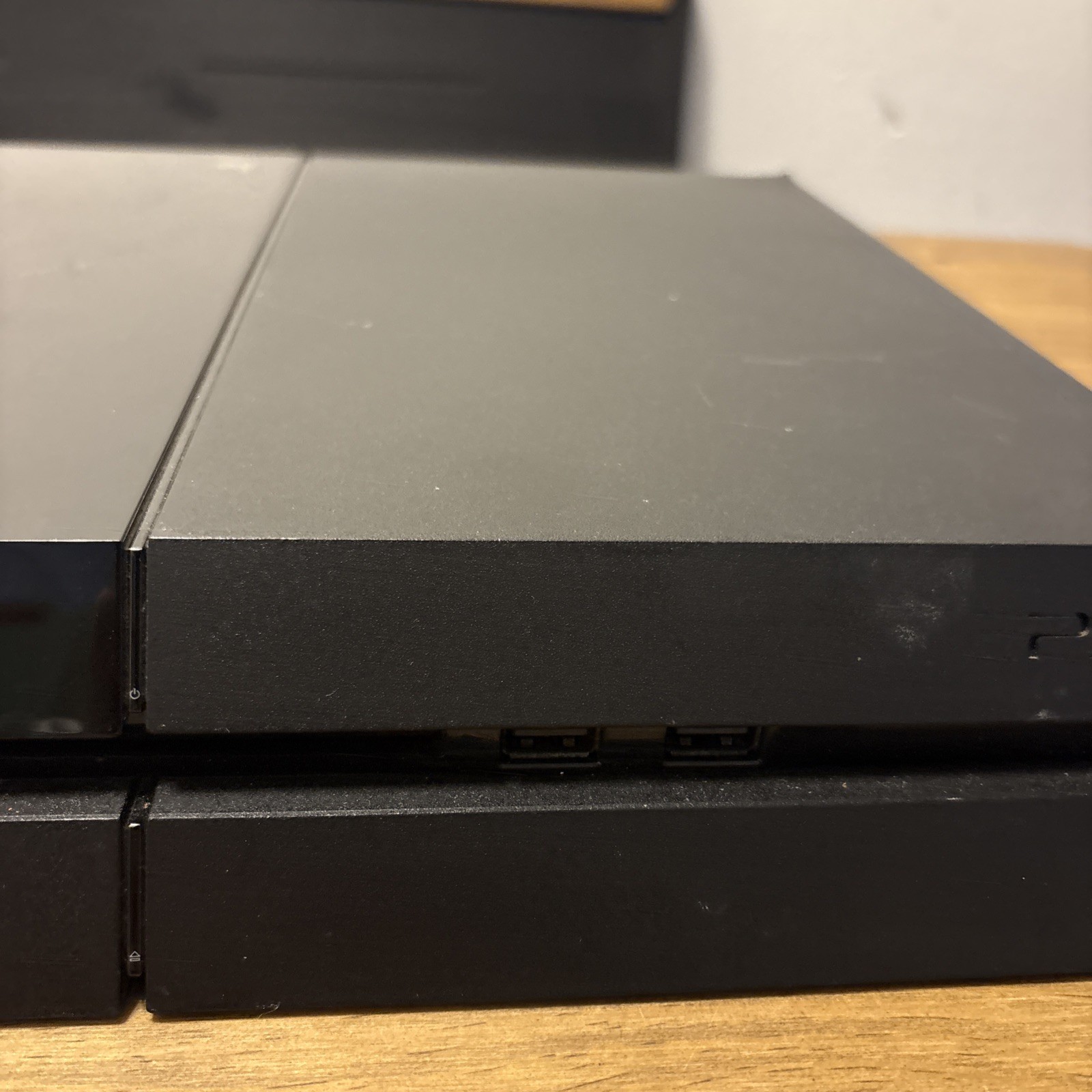 Sony PlayStation 4 (500 GB) Home Console – Black Won’t Turn On Cuh-1115A