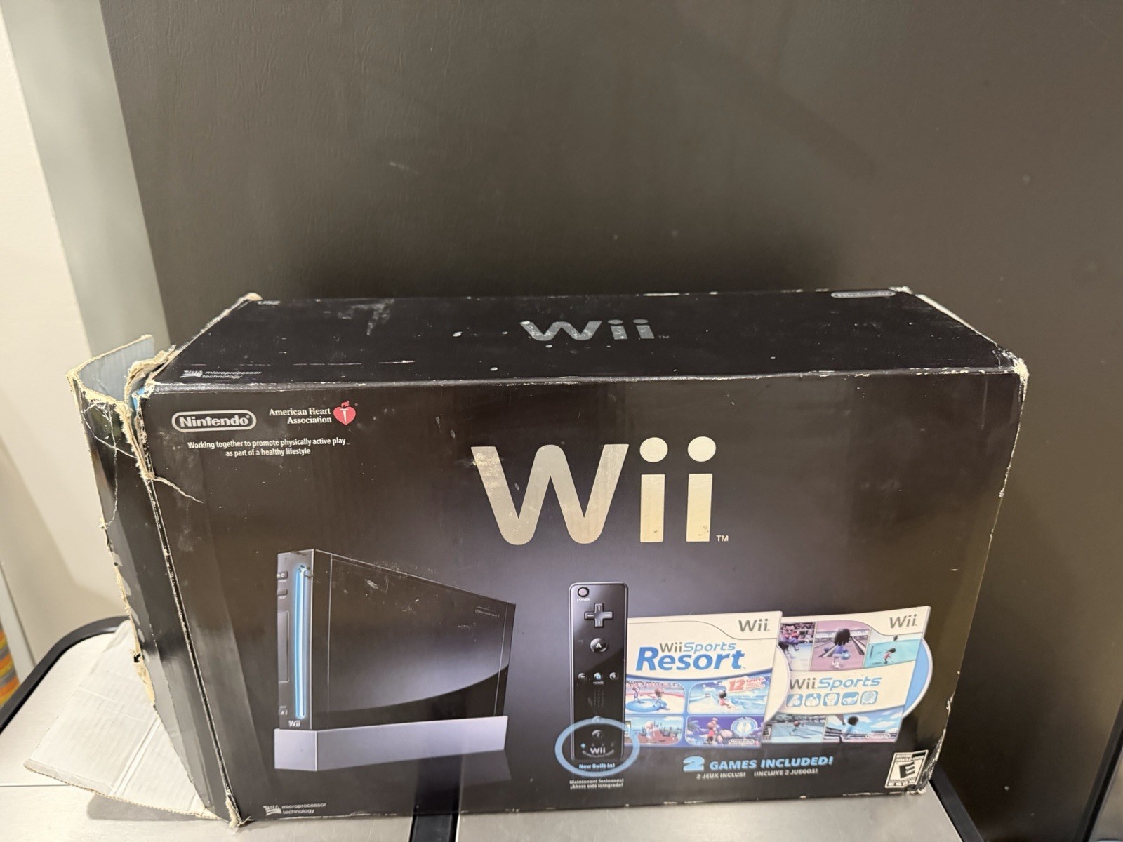 Nintendo Wii Black MotionPlus Bundle System Console Wii Sports (Open Box)