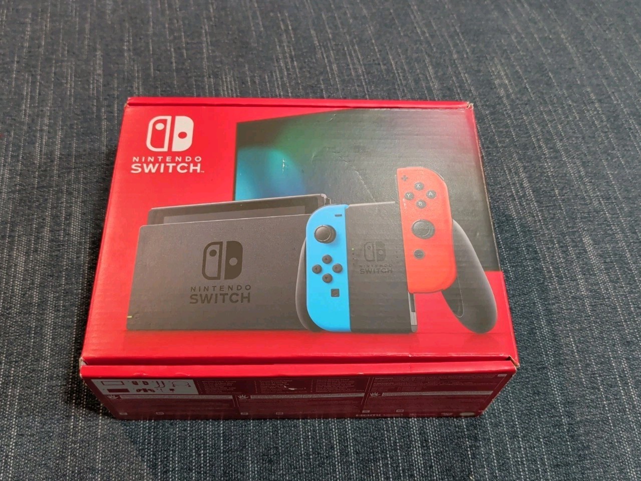 Nintendo Switch System with Neon Blue and Neon Red Joy-Con (HAC-001-01)