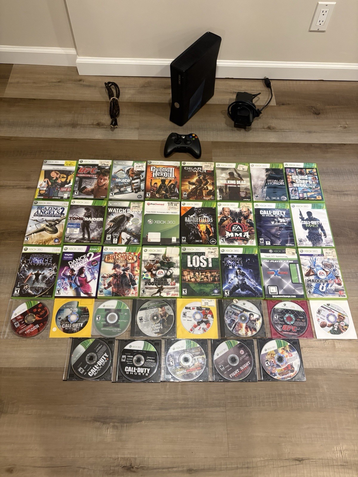 Microsoft Xbox 360 S 250GB Bundle – 37 Games & Controller – Tested & Working