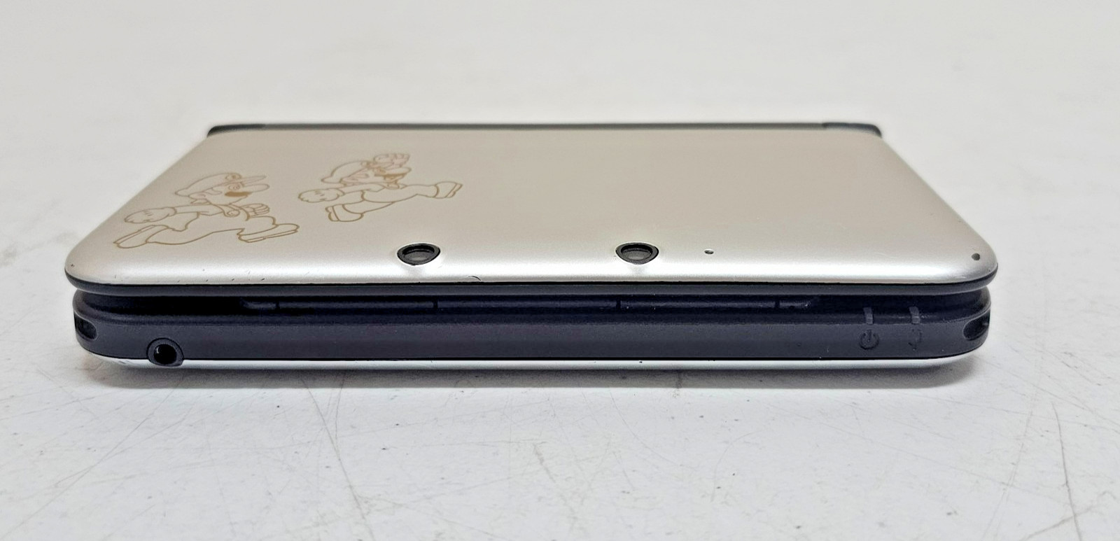 Nintendo 3DS XL Year of Luigi 30th Anniversary Edition