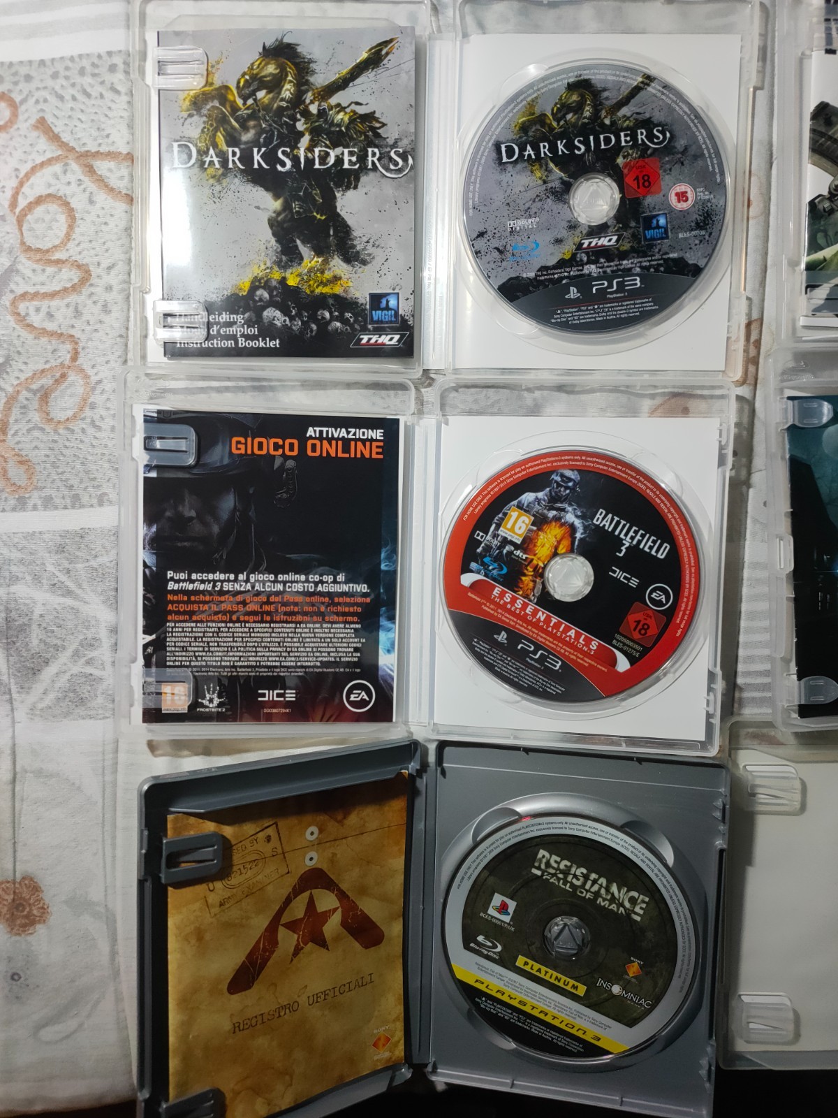 Sony Playstation 3 Slim PS3 Console with 6 Games, Trust GXT Controller and Cables.