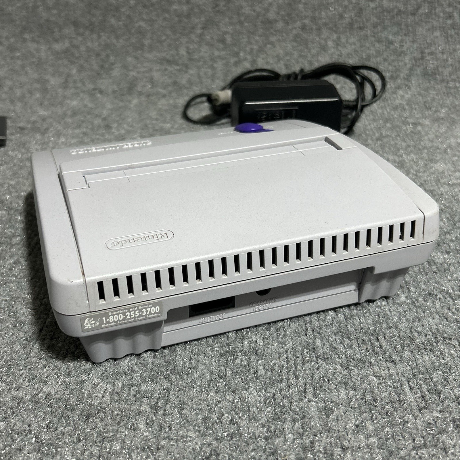 Super Nintendo Junior SNES Jr. Console W/ OEM Controllers, Cables & Donkey Kong