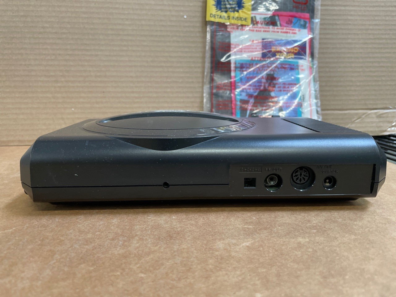 Original SEGA GENESIS Console 1601 – Video Game System 1st model – Original Box
