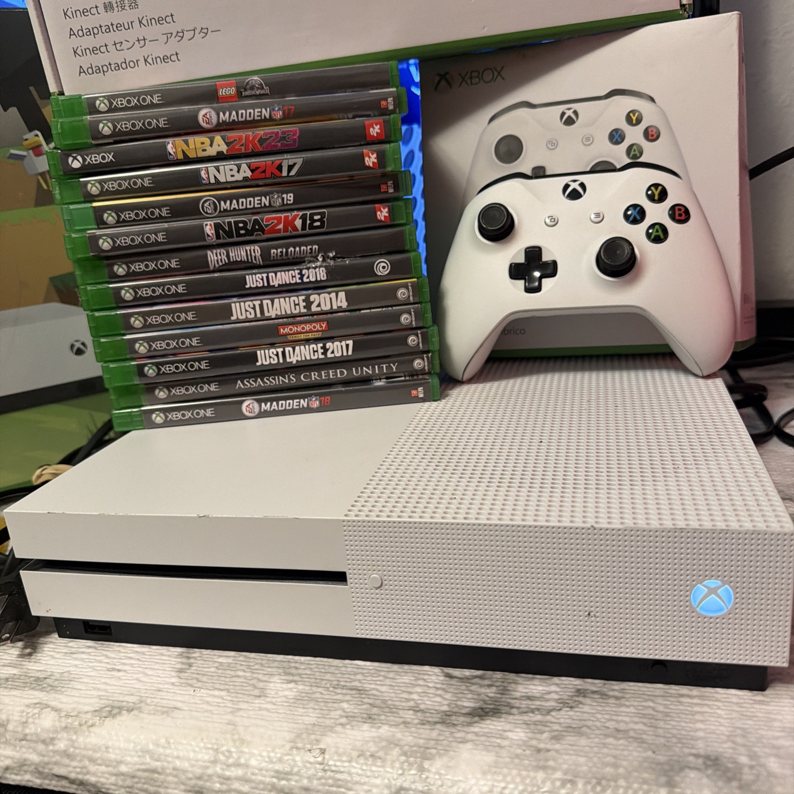 Microsoft Xbox One S Minecraft 1TB White Bundle w/ 15 Games + Kinect / Adapter