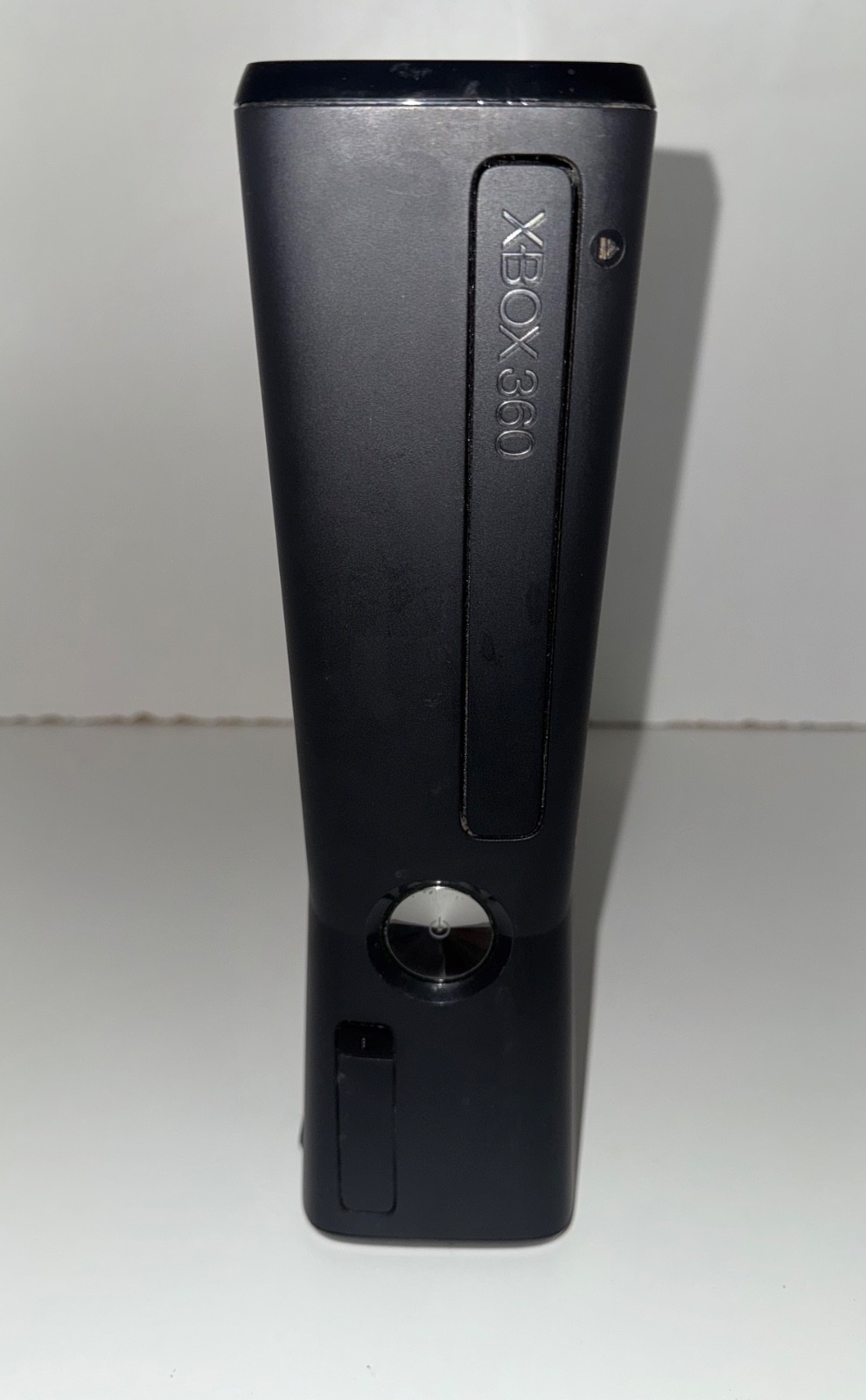 Working, Matt black Xbox 360 console with power cord game 2 controllers