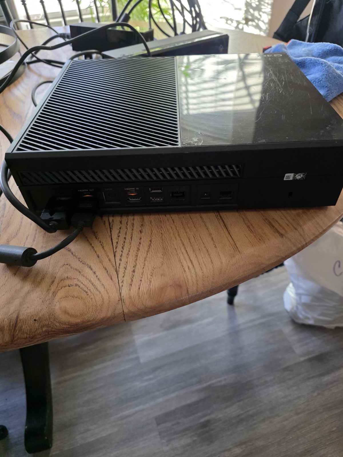 Microsoft Xbox One console w/ Kinect bundle – Console/Kinect Tested Working