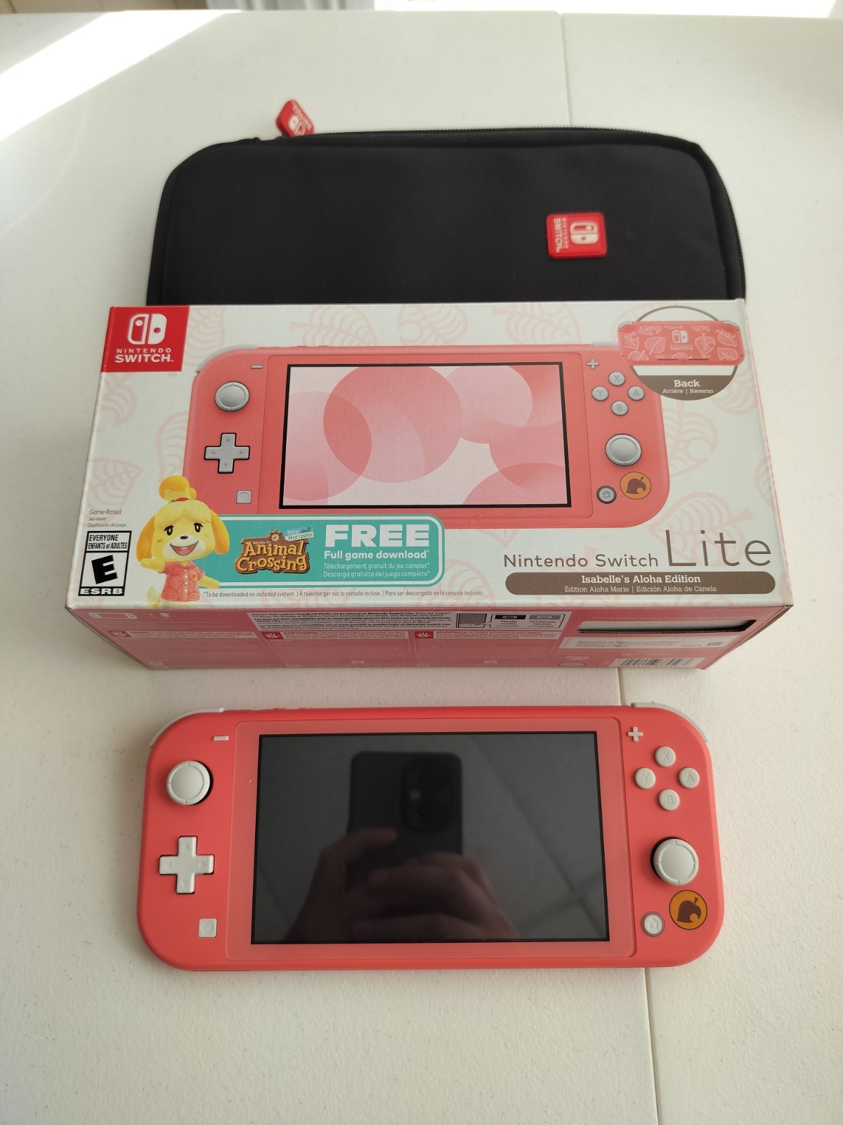 Nintendo Switch Lite Animal Crossing: Isabelle’s Aloha Edition Very Good w/ Box
