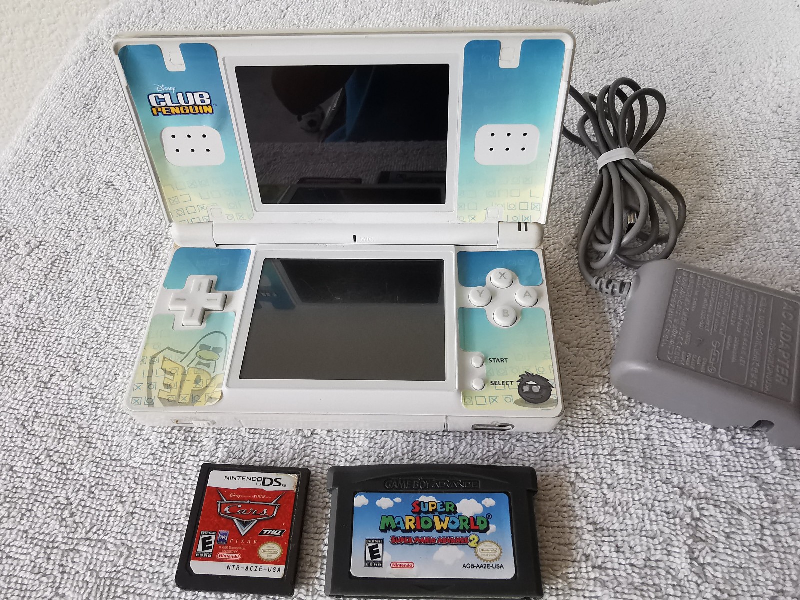 Nintendo DS Lite Handheld Console Polar White w/Games Super Mario Cars Working