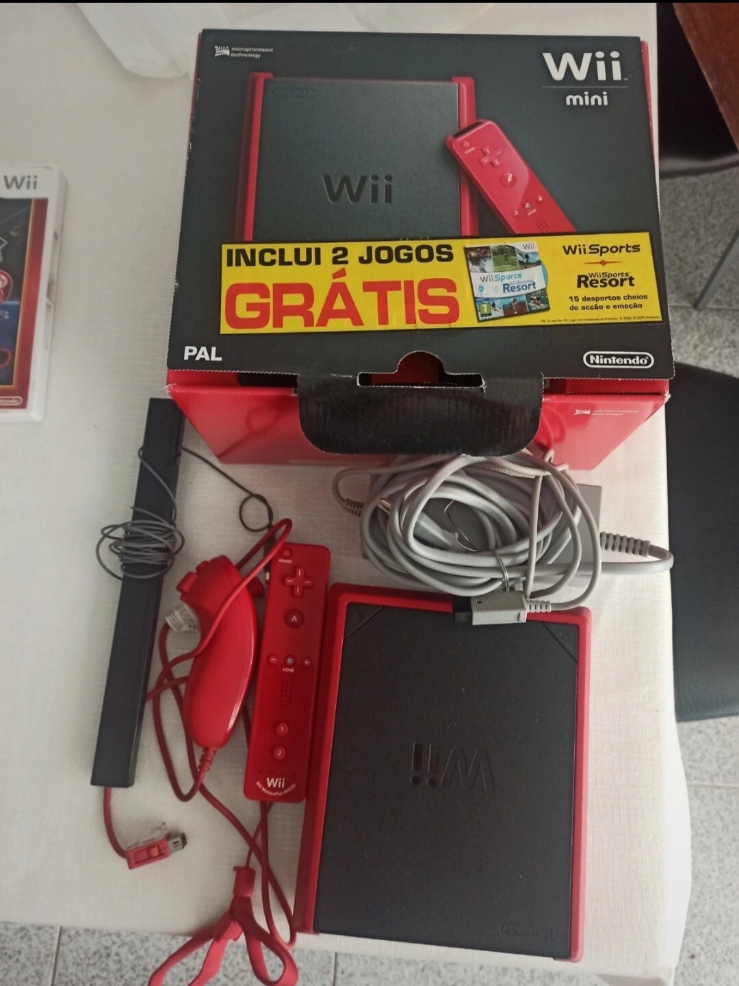 Nintendo Wii Mini 8GB Black/Red Video Game Console Cable