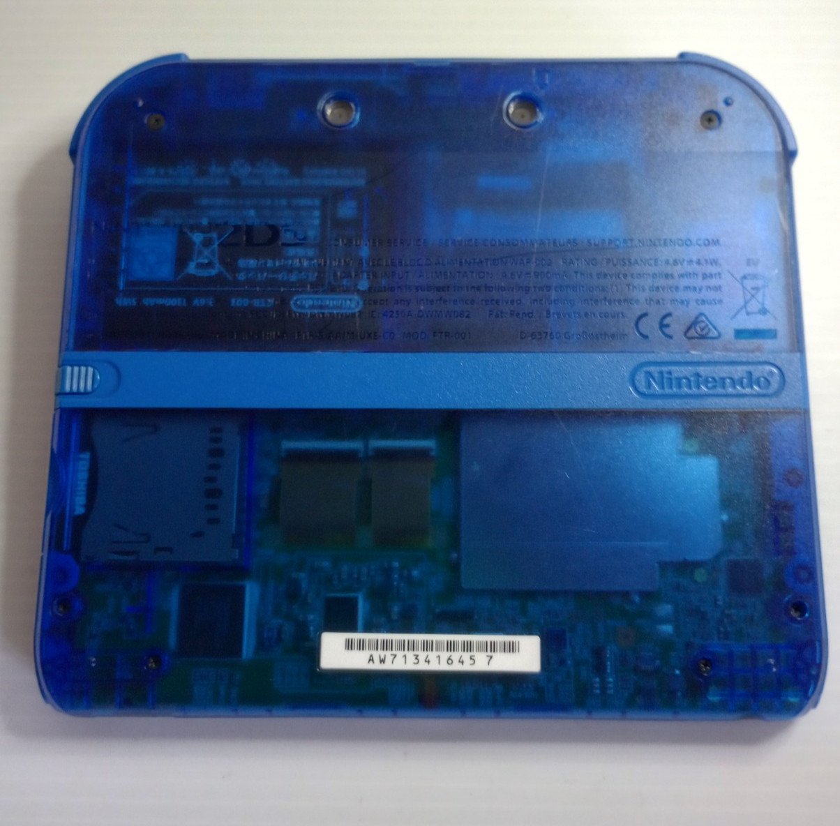 Crystal Blue Nintendo 2DS Handheld Console Toys R Us Exclusive Good Condition