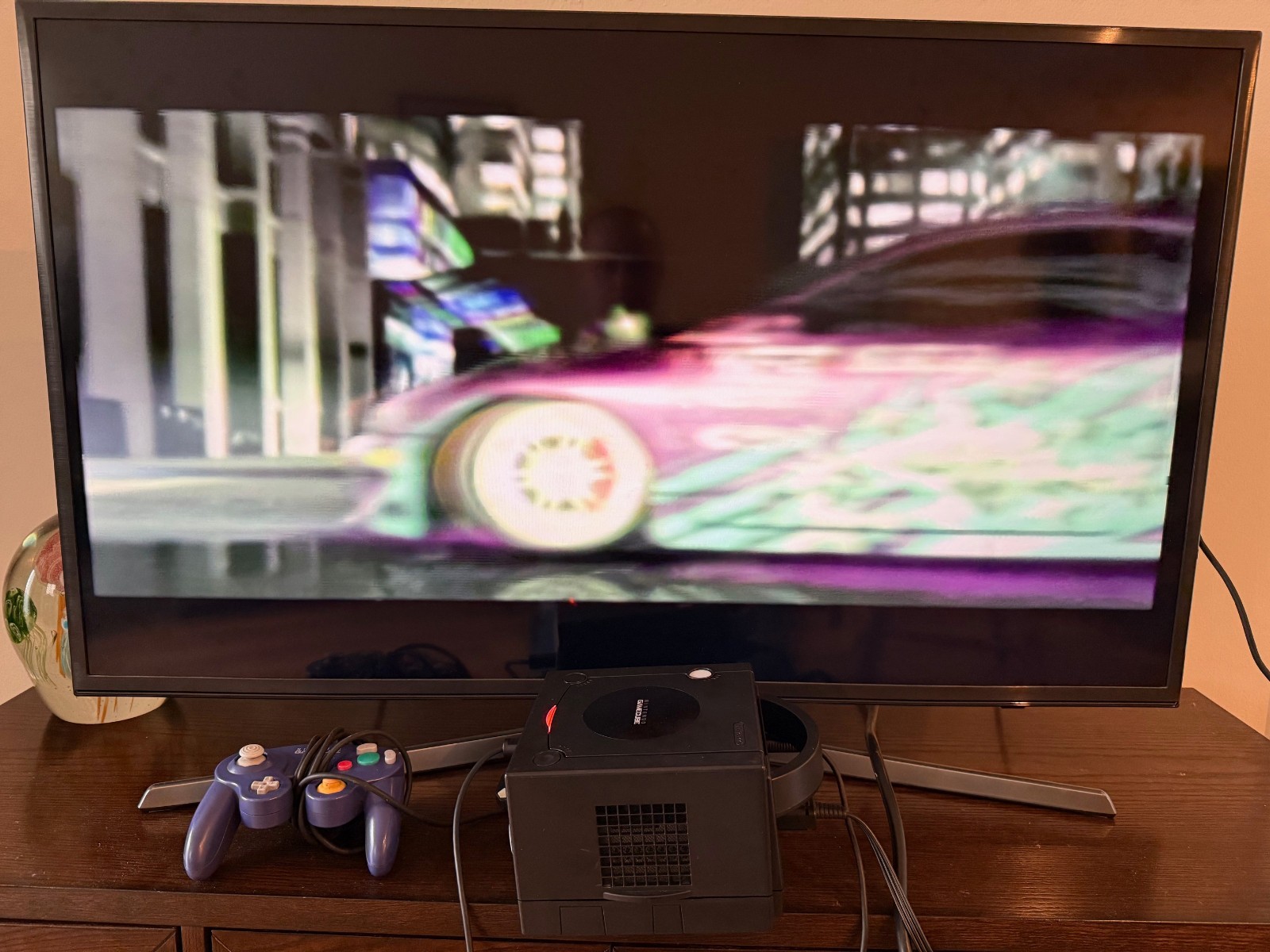 Nintendo GameCube 3x Gaming Systems Consoles + 2 Controller Bundle + Other