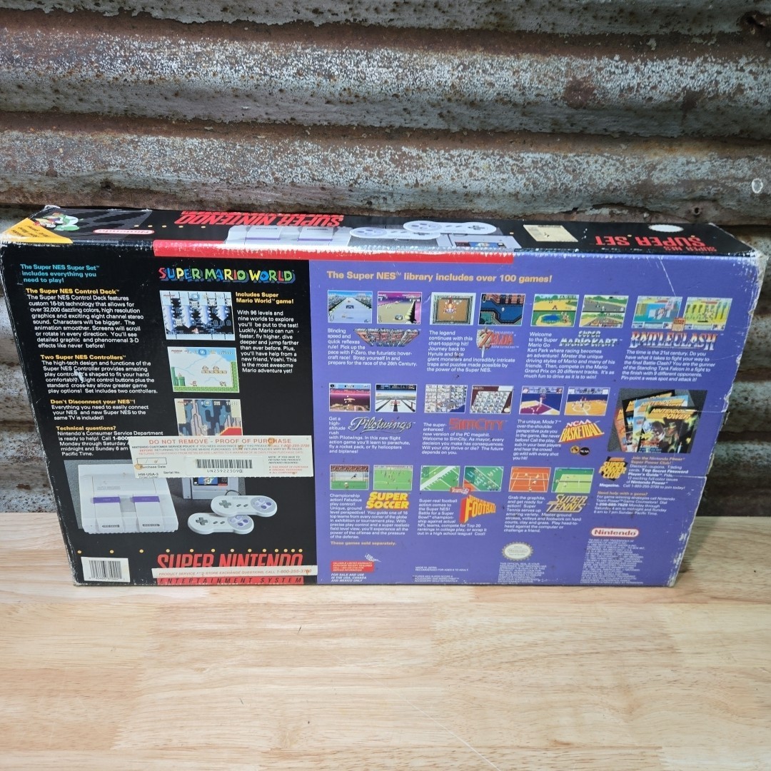 Nintendo Super NES Super Set Console Super Mario World/Mario All Stars in Box