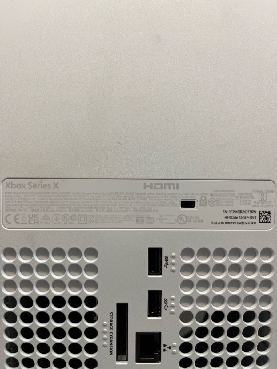 MICROSOFT XBOX SERIES X MODEL 1882 (H83009297)