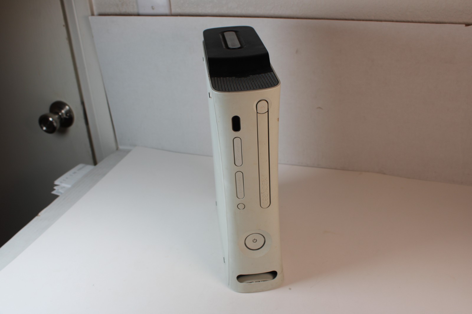 Microsoft Xbox 360 White Console W/ Hard Drive – Parts Only Red Ring 120GB HDD