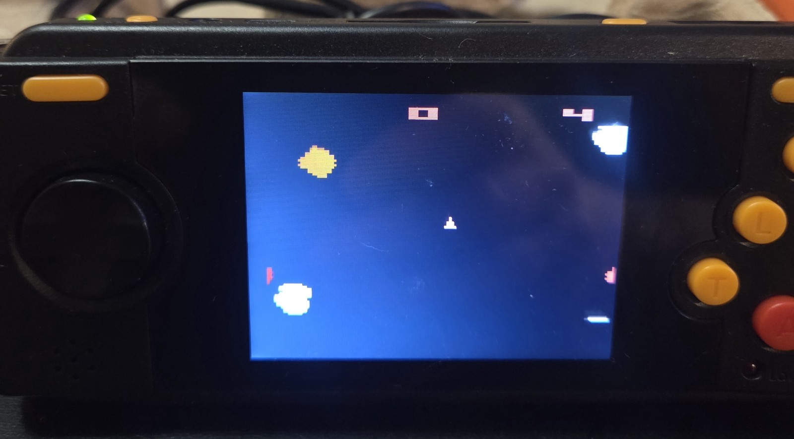 🔥2018 AtGAMES ATARI FLASHBACK PORTABLE (#AP3280) W/ 80 BUILT-IN GAMES *TESTED*