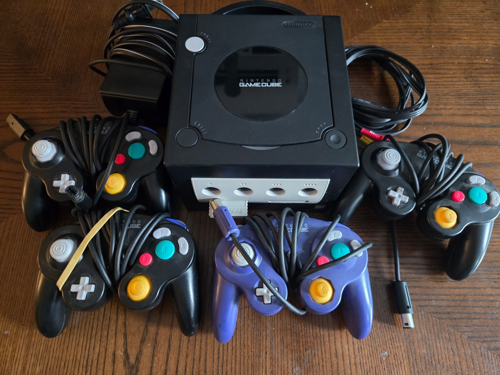 Nintendo GameCube Bundle (Black) – 4 Controllers and Memory Card
