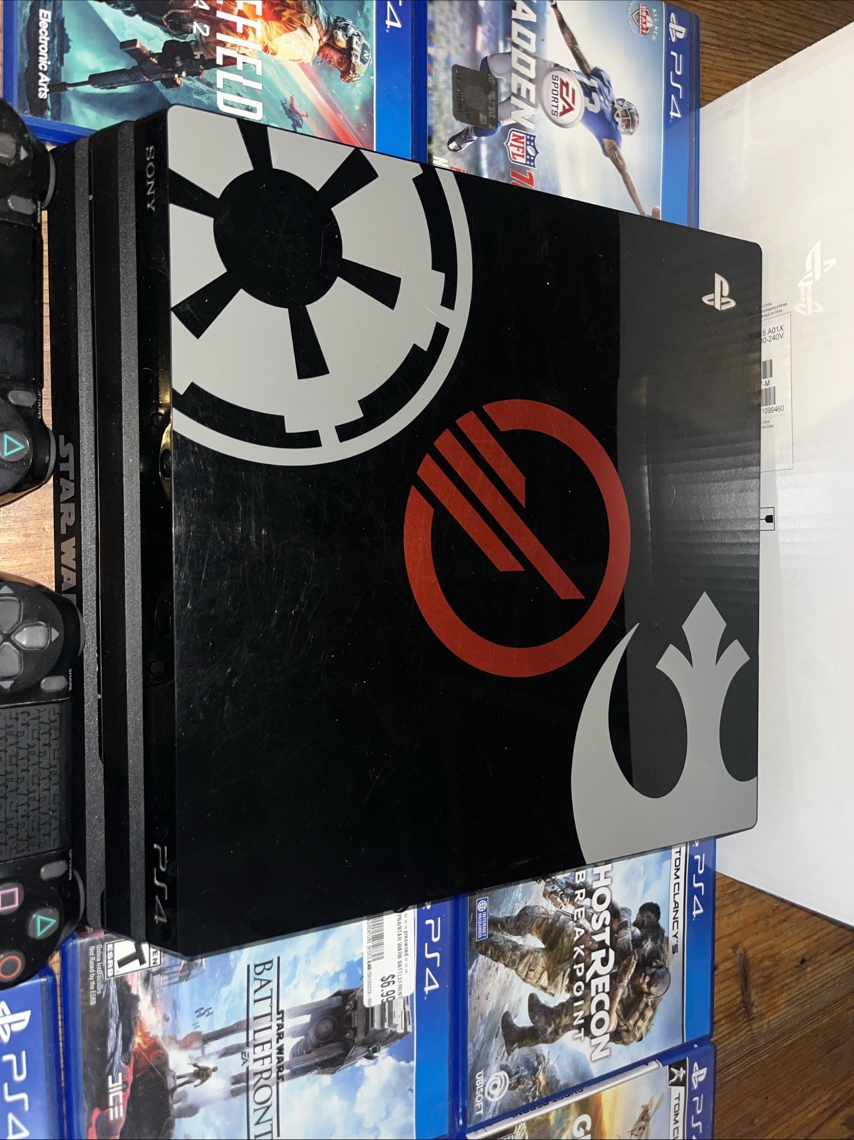 Star Wars Edition PS4 Pro 1TB Console Bundle – 10 Games Controllers PlayStation