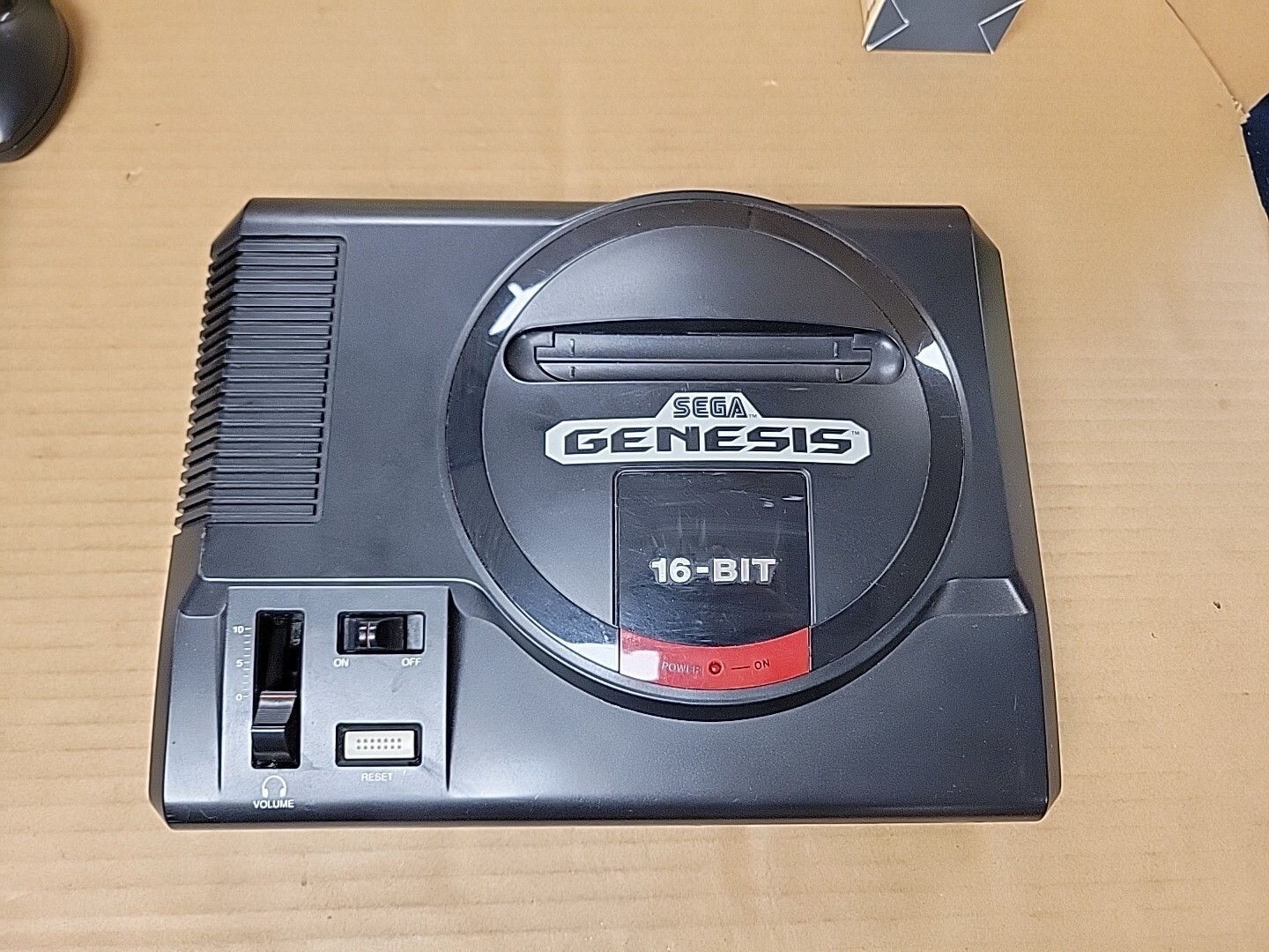 Original Sega Genesis 16-Bit System Model No: 1601 Console Bundle *TESTED