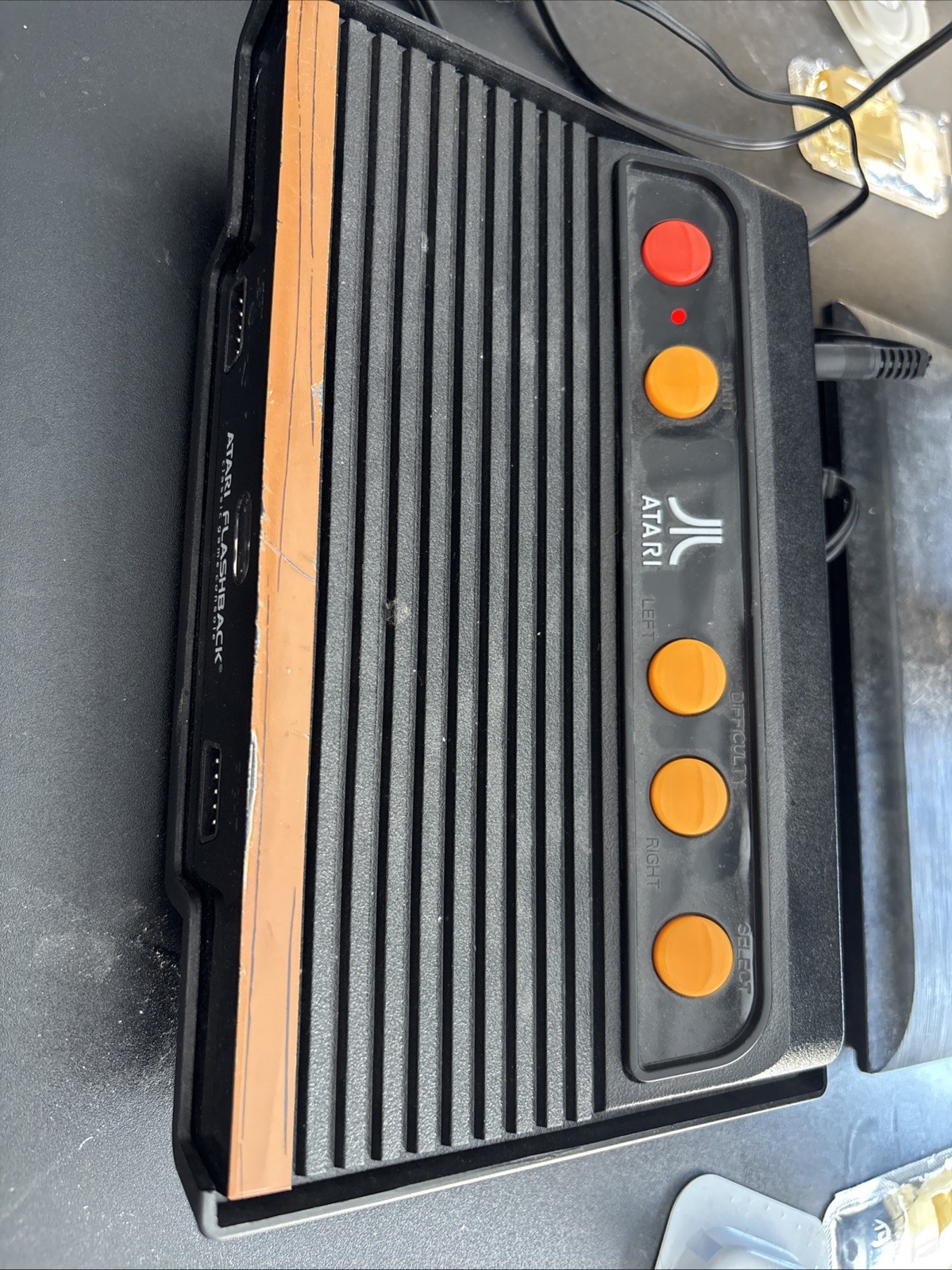 Atari Flashback 7 Classic Game Console 101 Built-In Games – No controllers