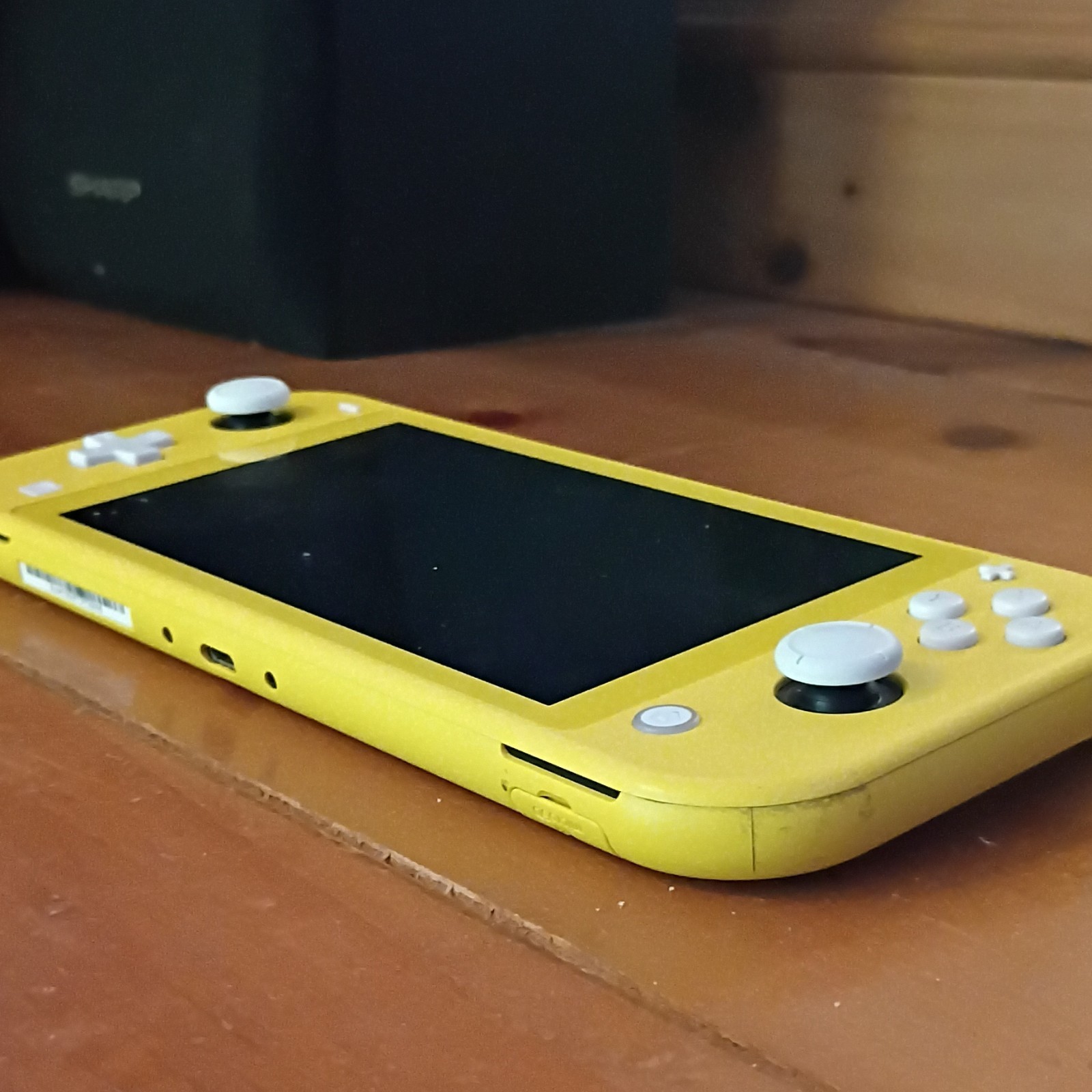 Nintendo Switch Lite Yellow Console RX