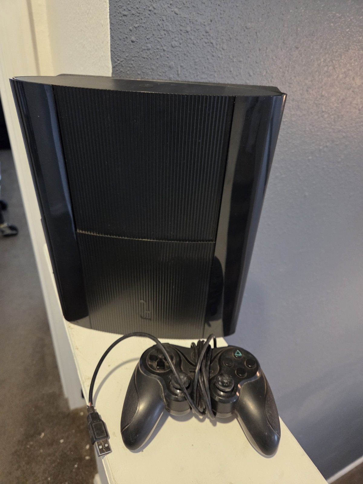 Sony PlayStation 3 Super Slim